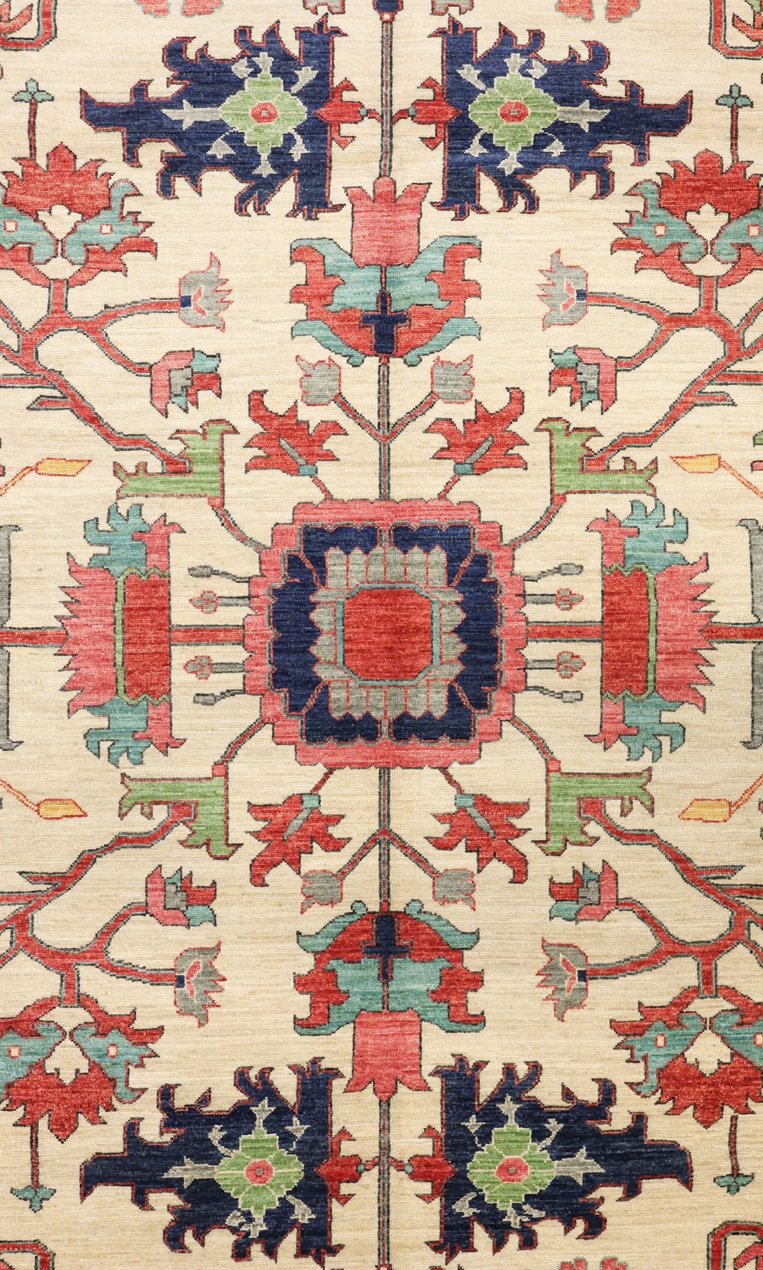 Heriz Handwoven Tribal Rug, J74812