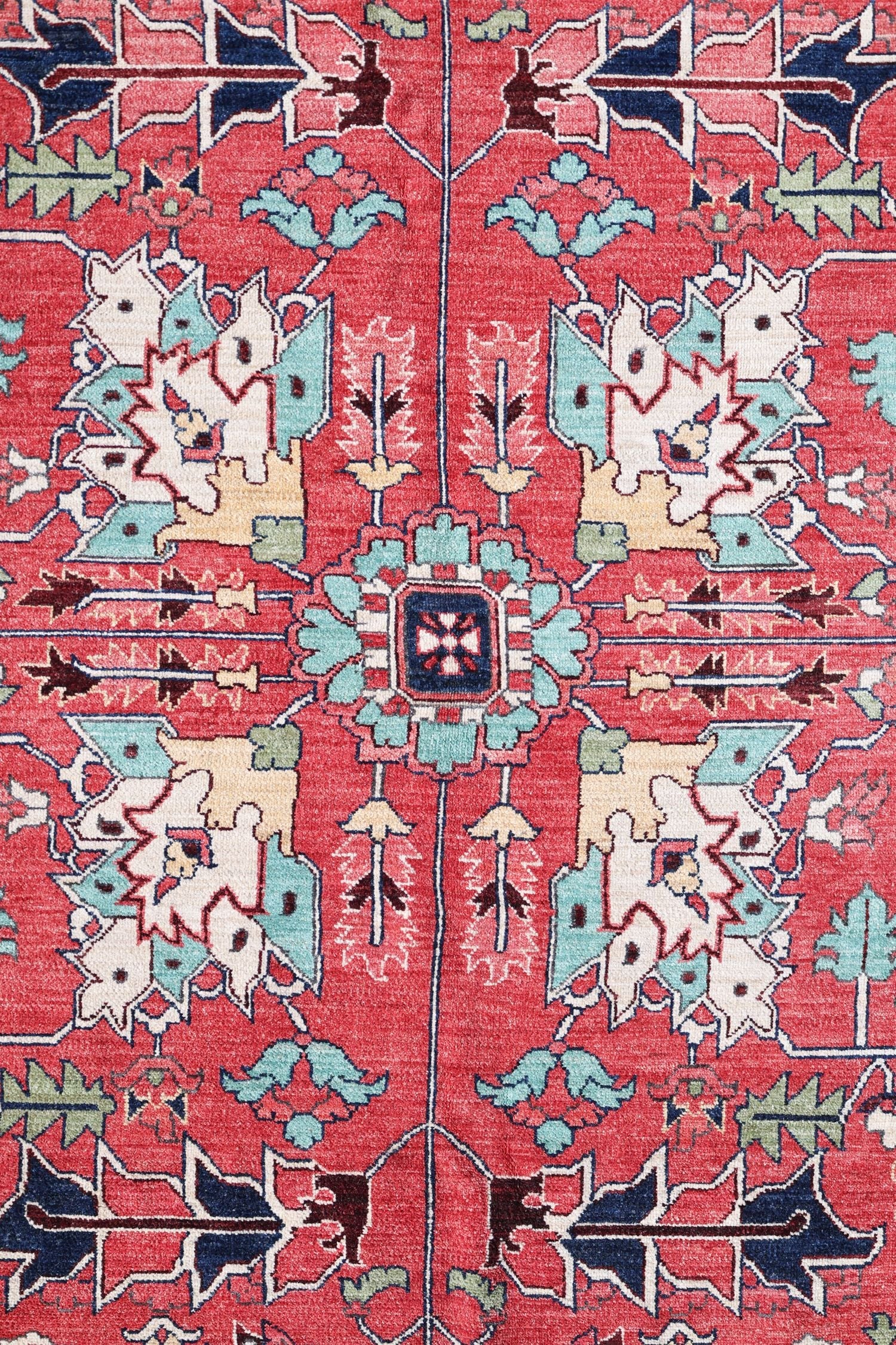 Heriz Handwoven Tribal Rug, J74852