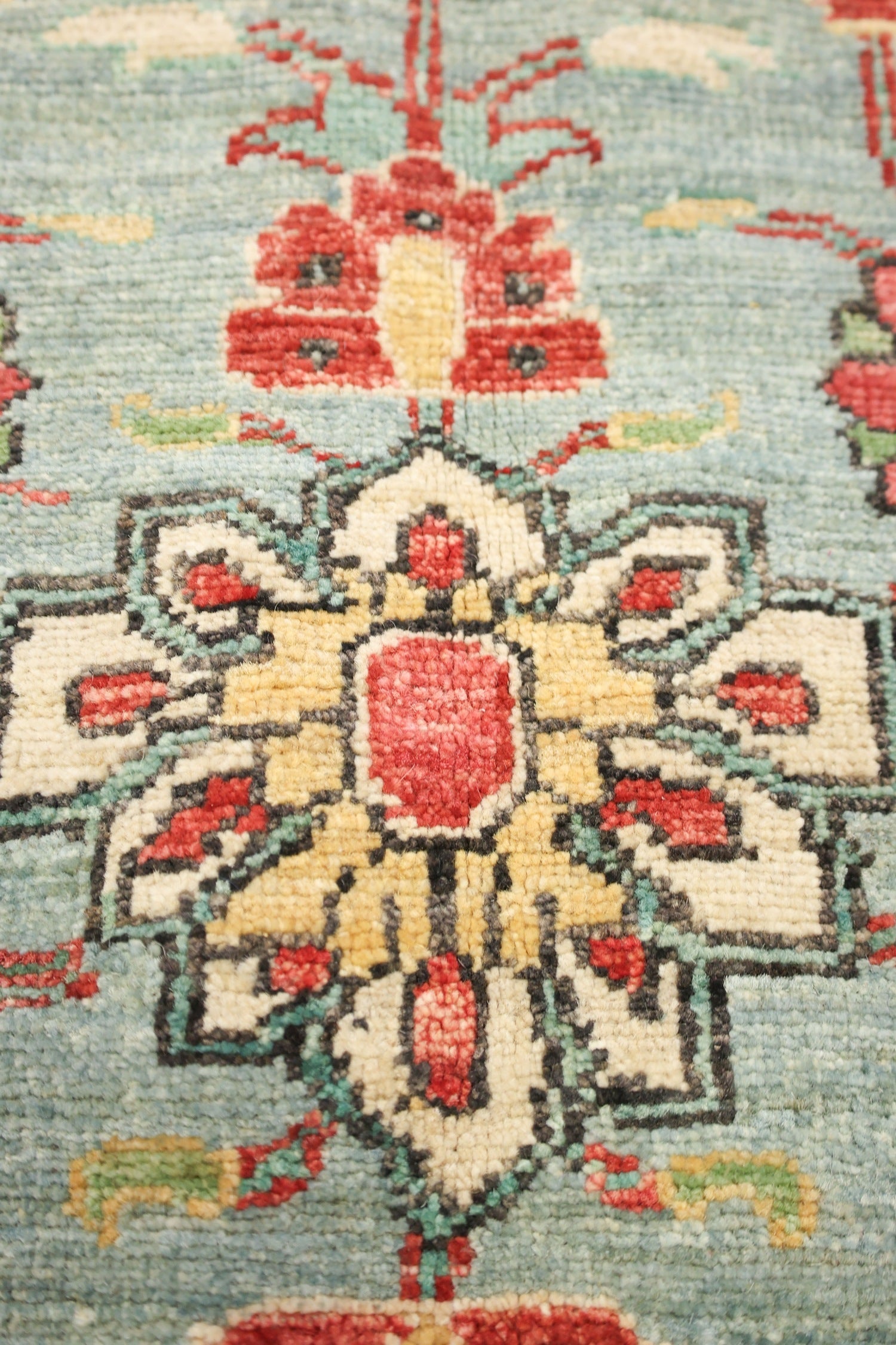 Heriz Handwoven Tribal Rug, J74865