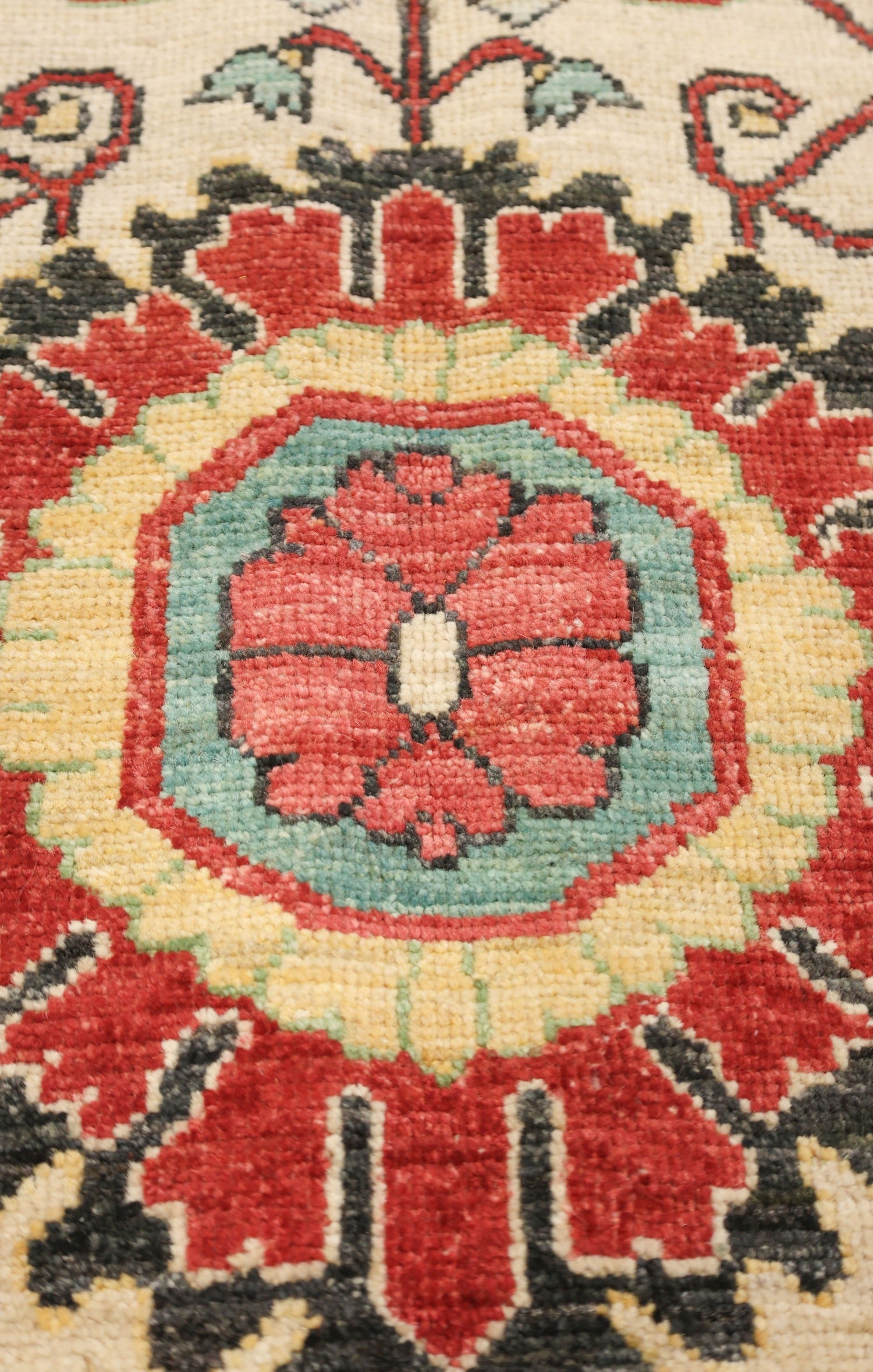 Heriz Handwoven Tribal Rug, J74869