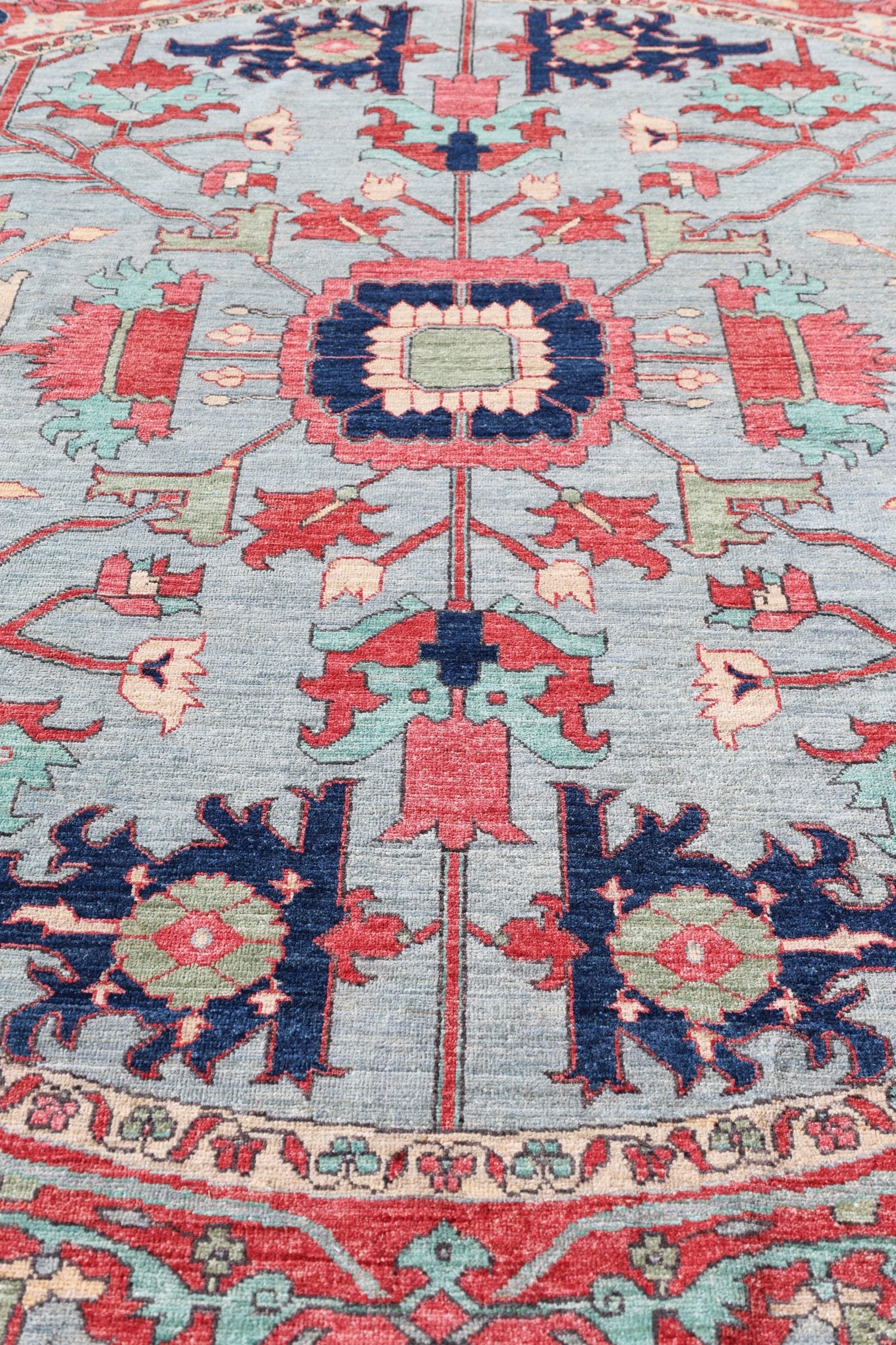 Heriz Handwoven Tribal Rug, J74922