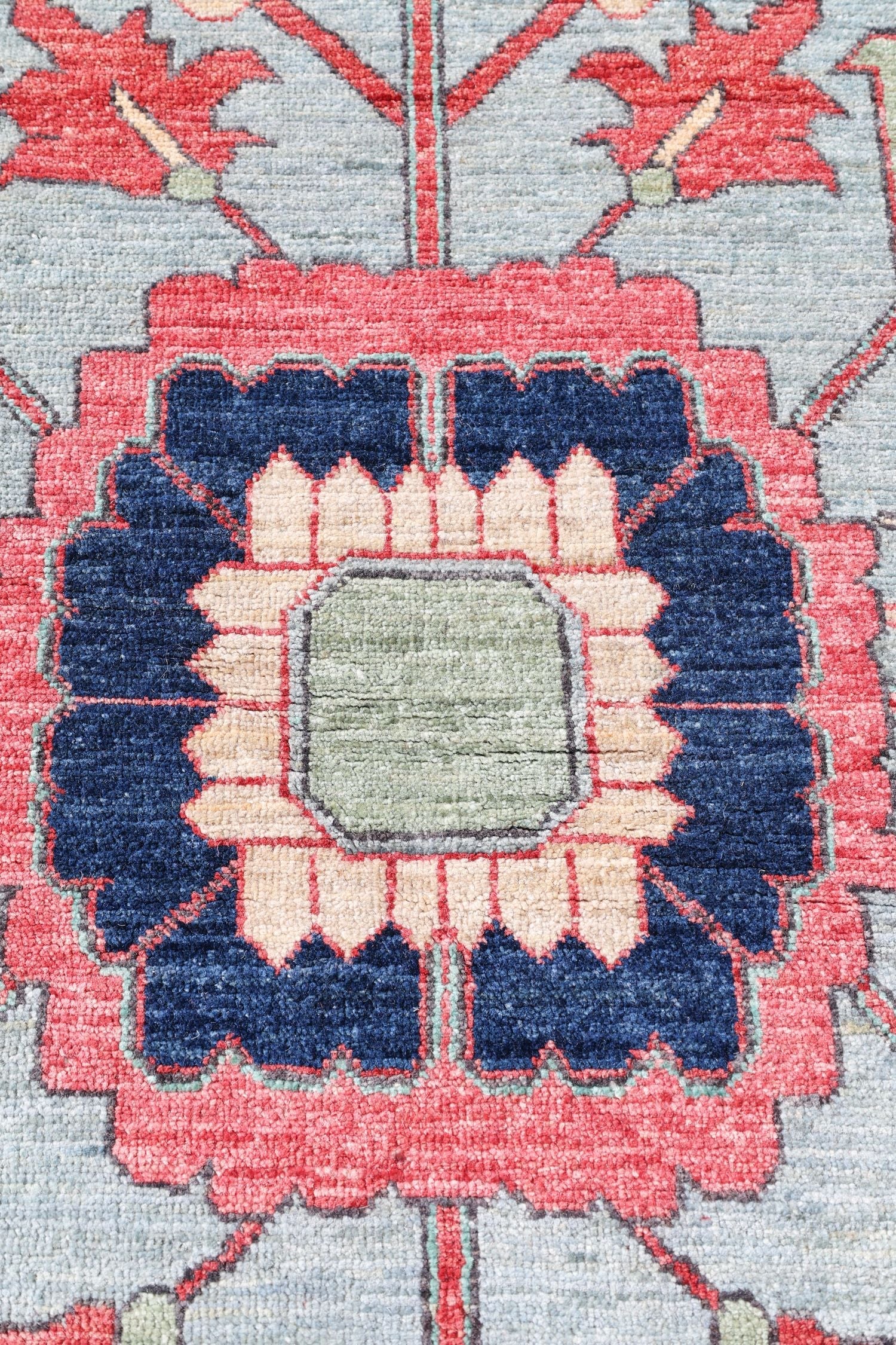 Heriz Handwoven Tribal Rug, J74922