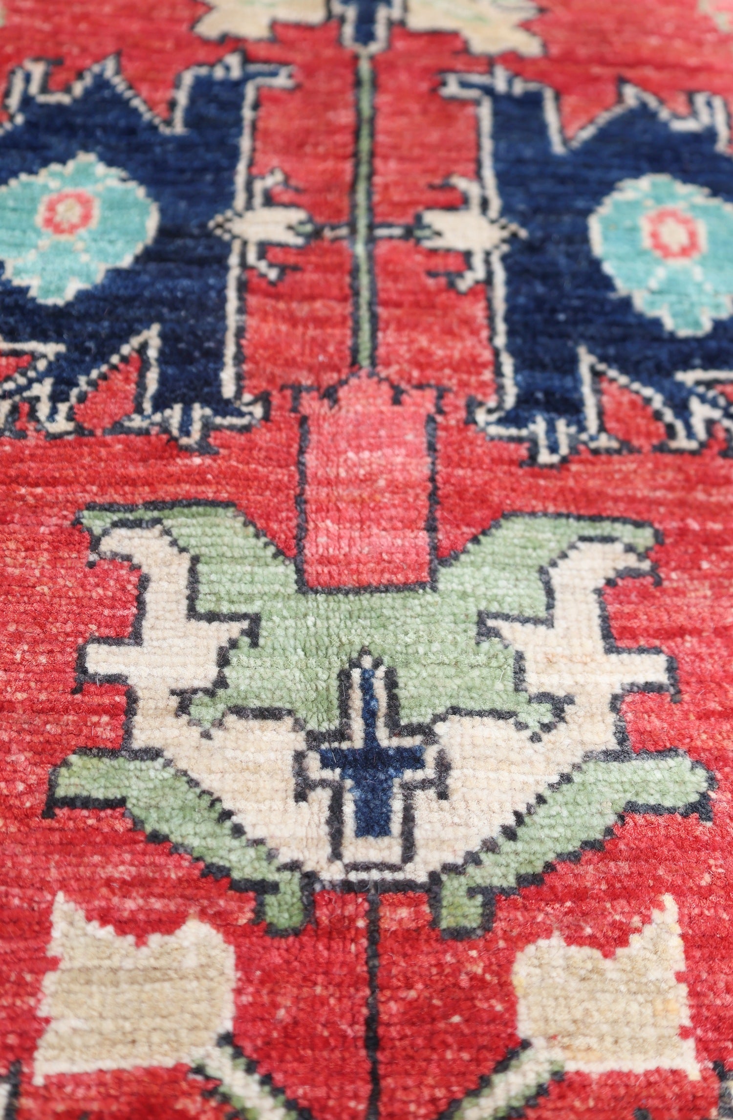 Heriz Handwoven Tribal Rug, J74986