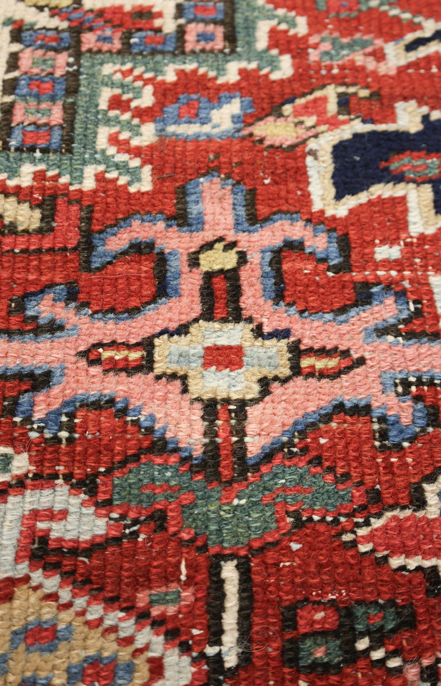 Vintage Heriz Handwoven Tribal Rug, J76316