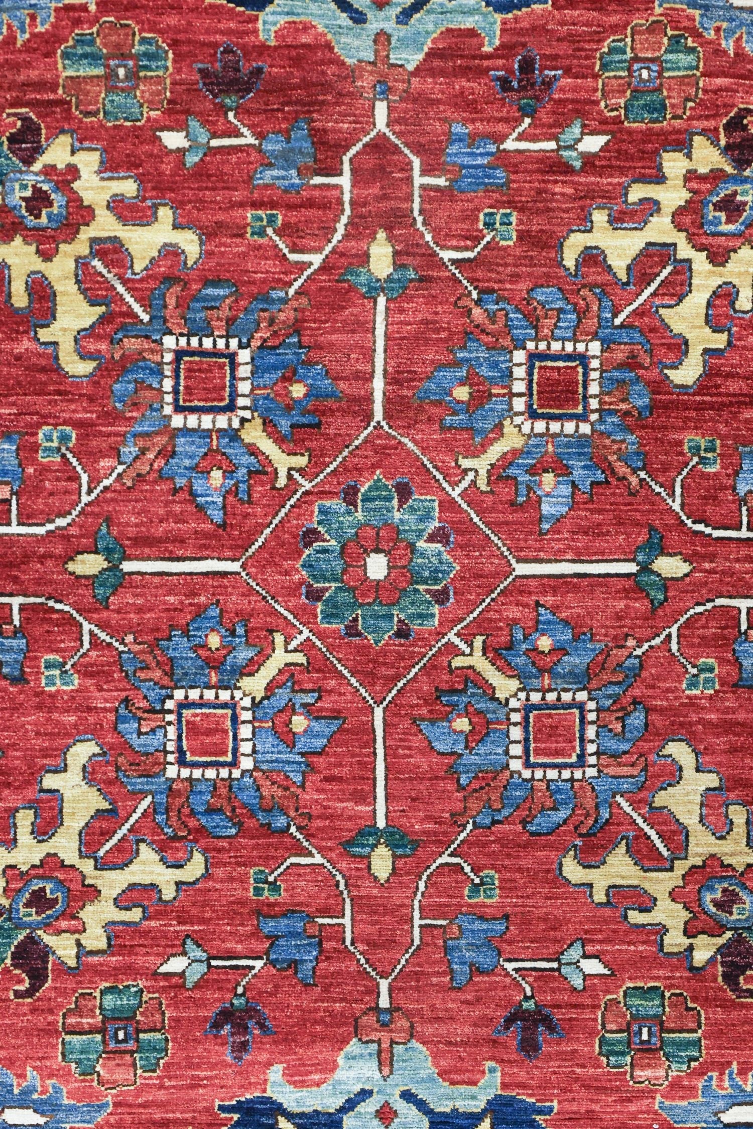 Heriz Handwoven Tribal Rug, J76823