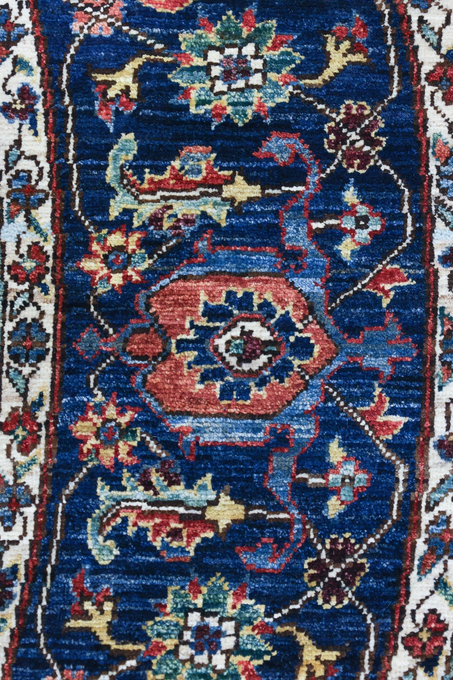 Heriz Handwoven Tribal Rug, J76823