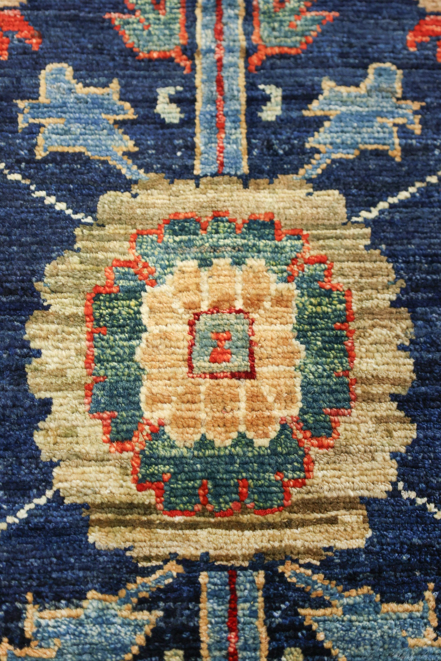 Heriz Handwoven Tribal Rug, J76938