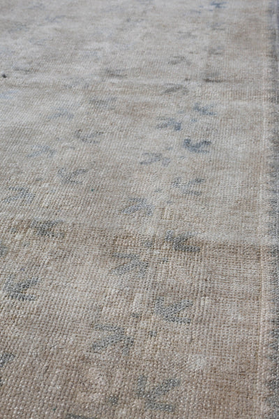Vintage Karapinar Handwoven Tribal Rug, J77803