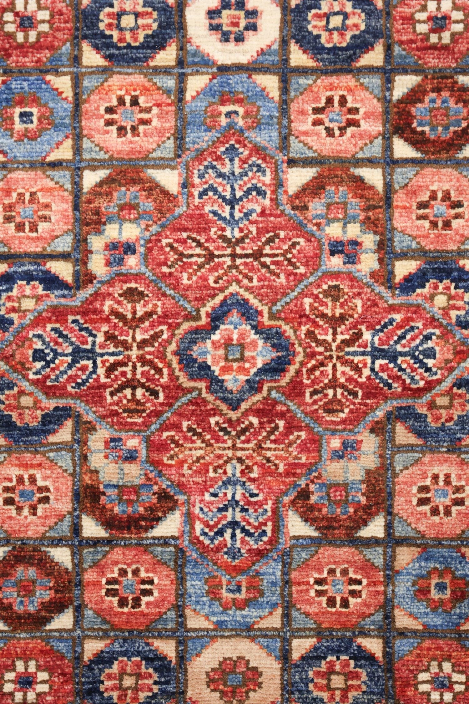 Kurd Handwoven Tribal Rug, J76907