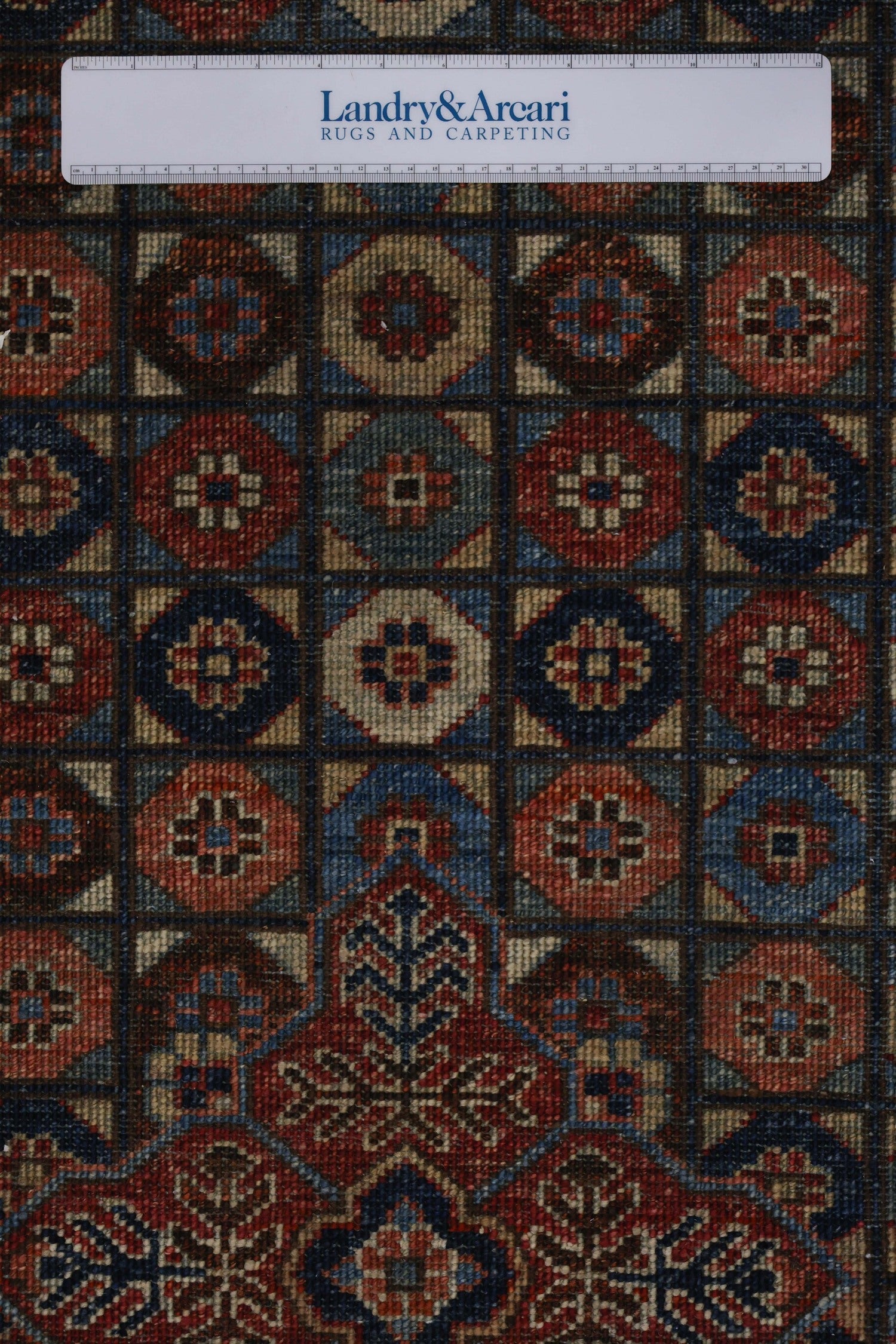 Kurd Handwoven Tribal Rug, J76907