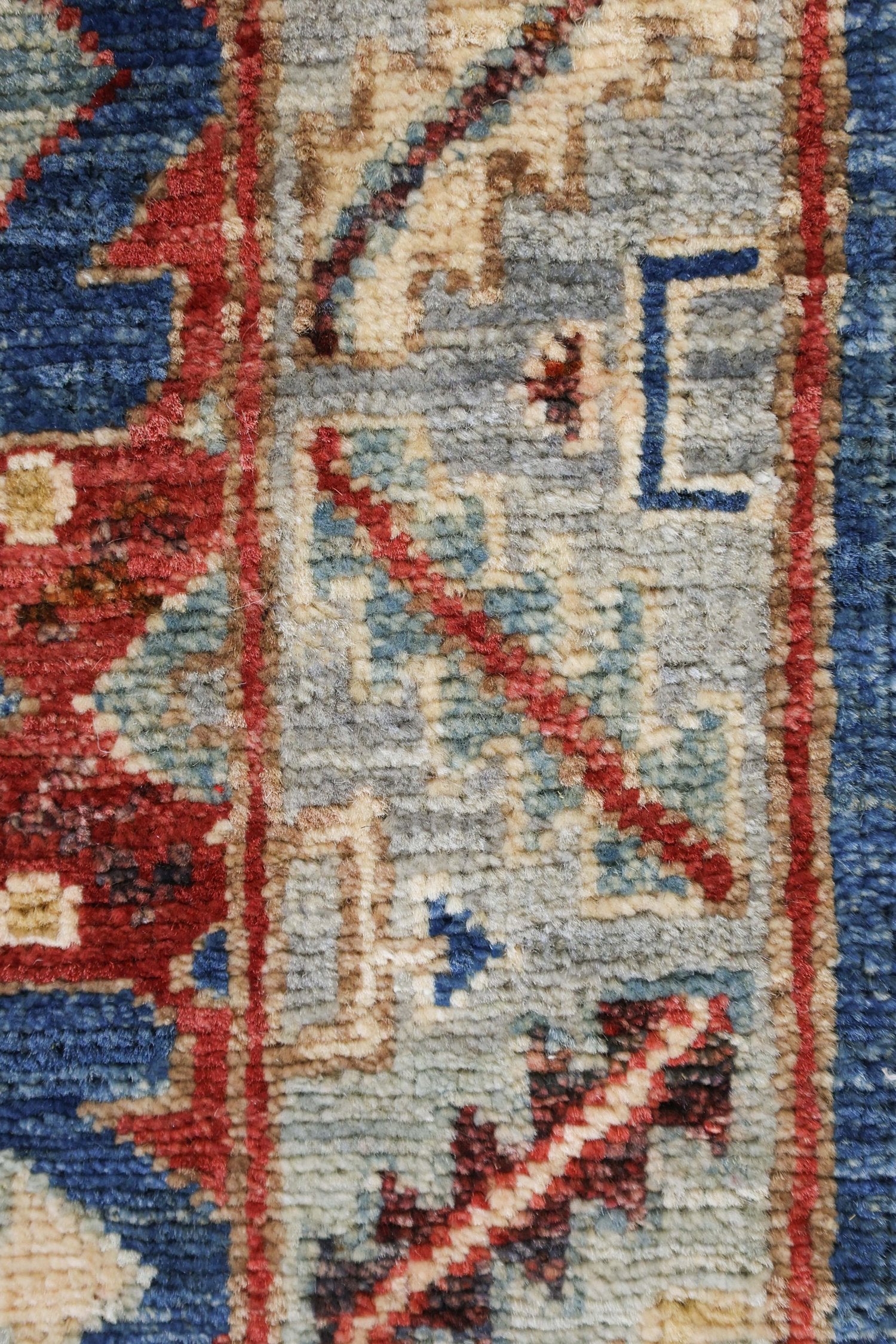 Kurd Handwoven Tribal Rug, J76908