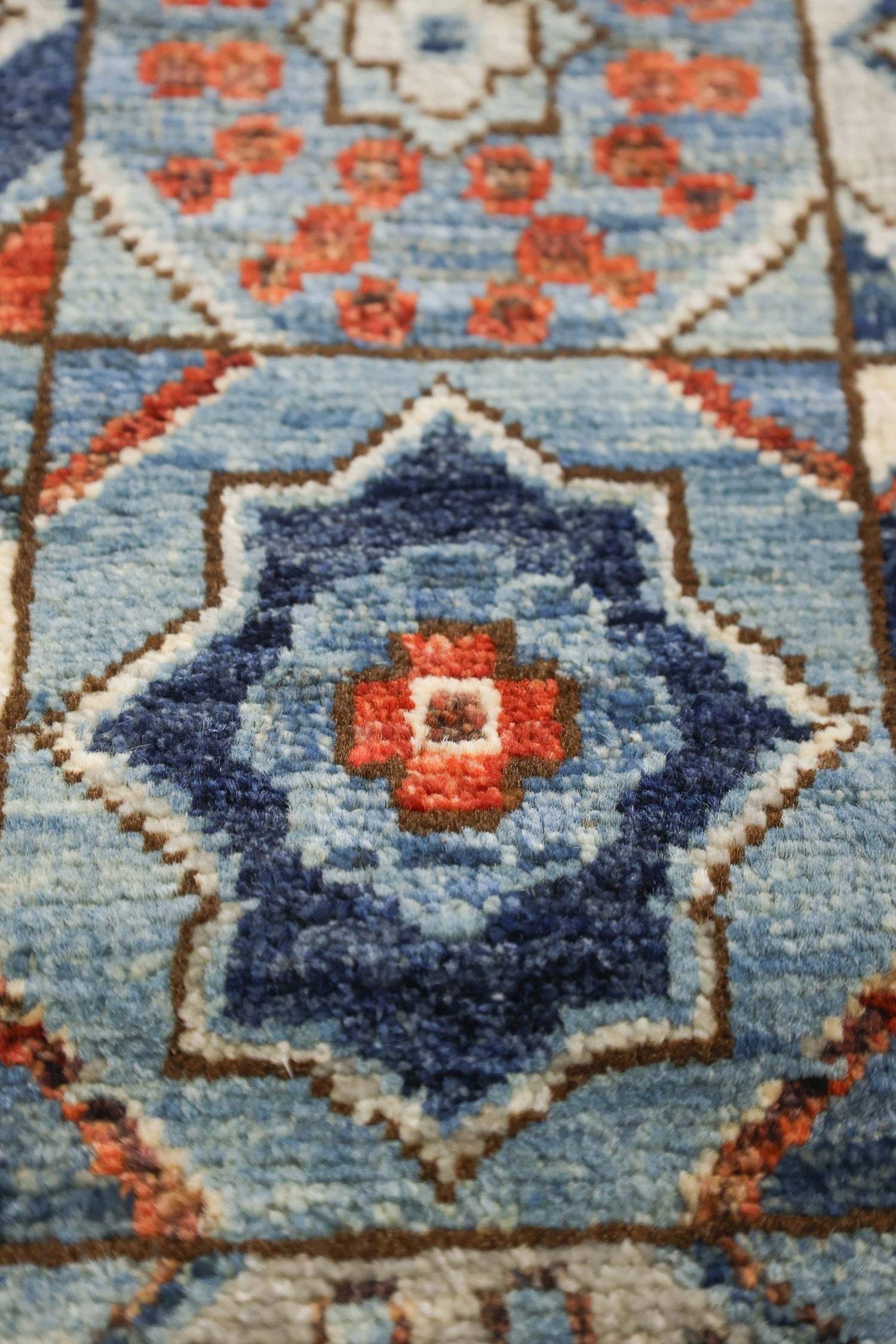 Kurd Handwoven Tribal Rug, J76911