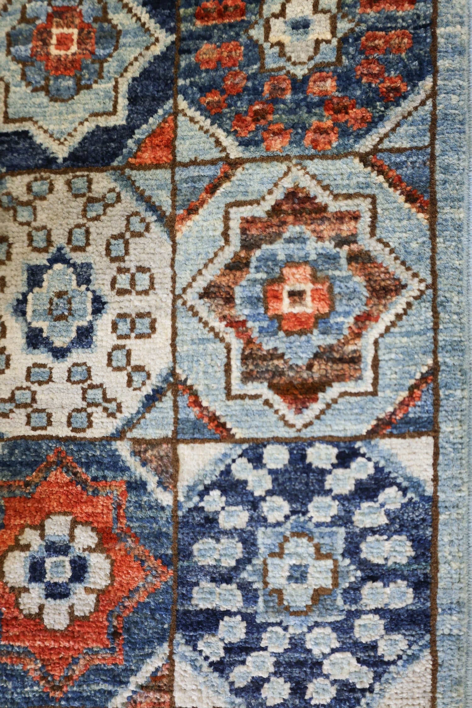 Kurd Handwoven Tribal Rug, J76911