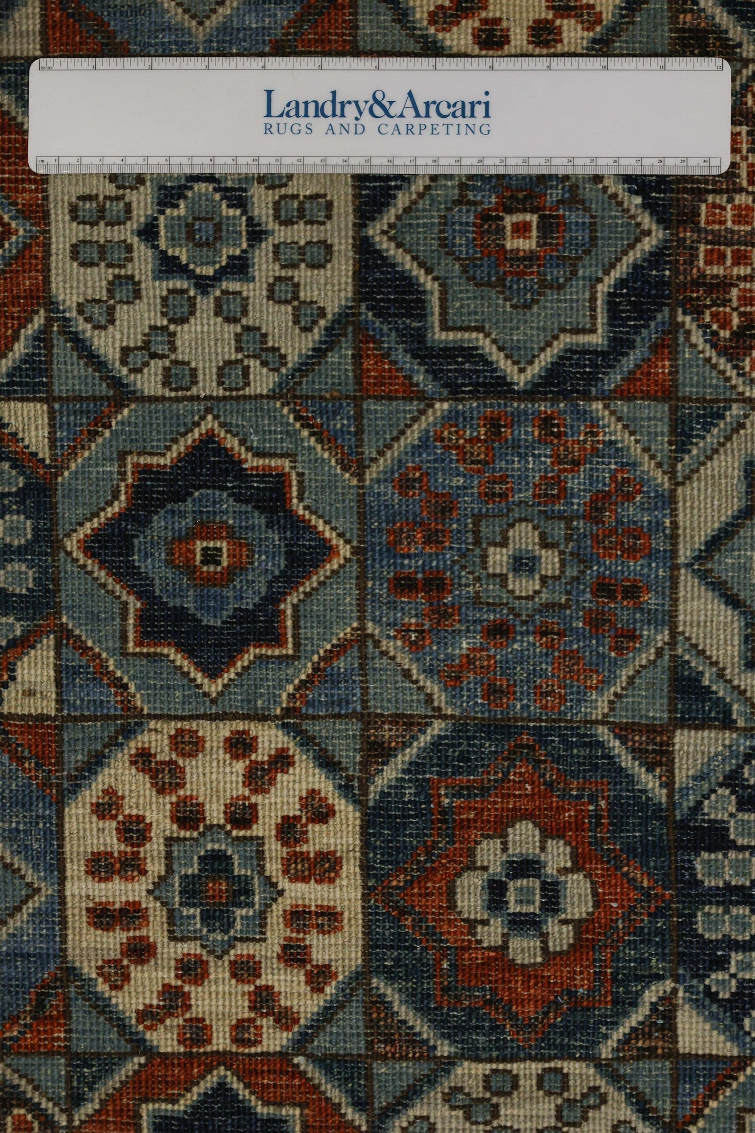 Kurd Handwoven Tribal Rug, J76911