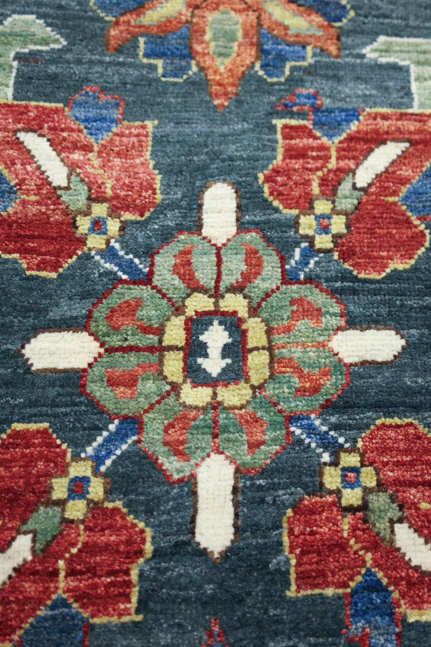 Mina Khani Handwoven Tribal Rug, J76821