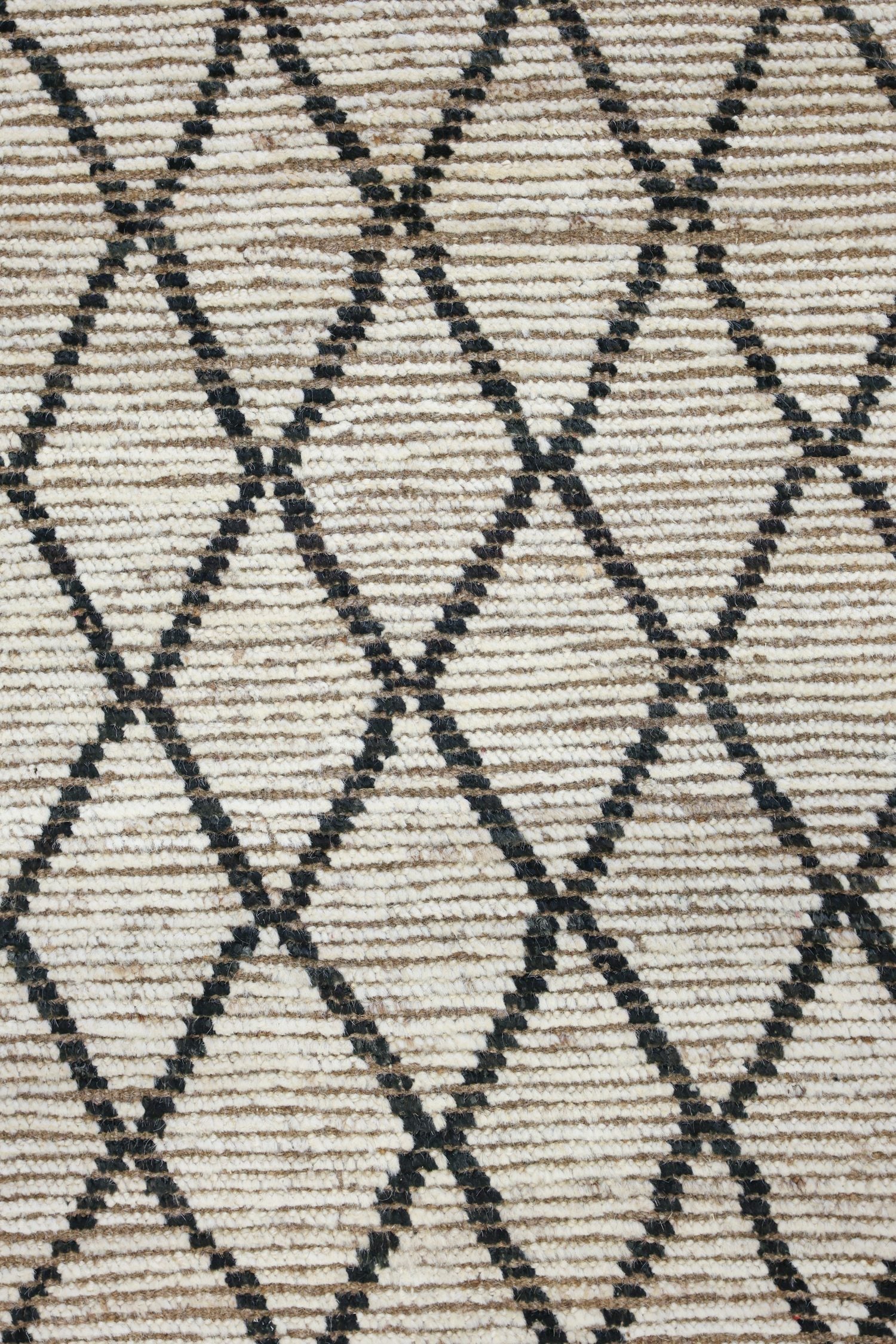 Moroccan Handwoven Tribal Rug, J75359