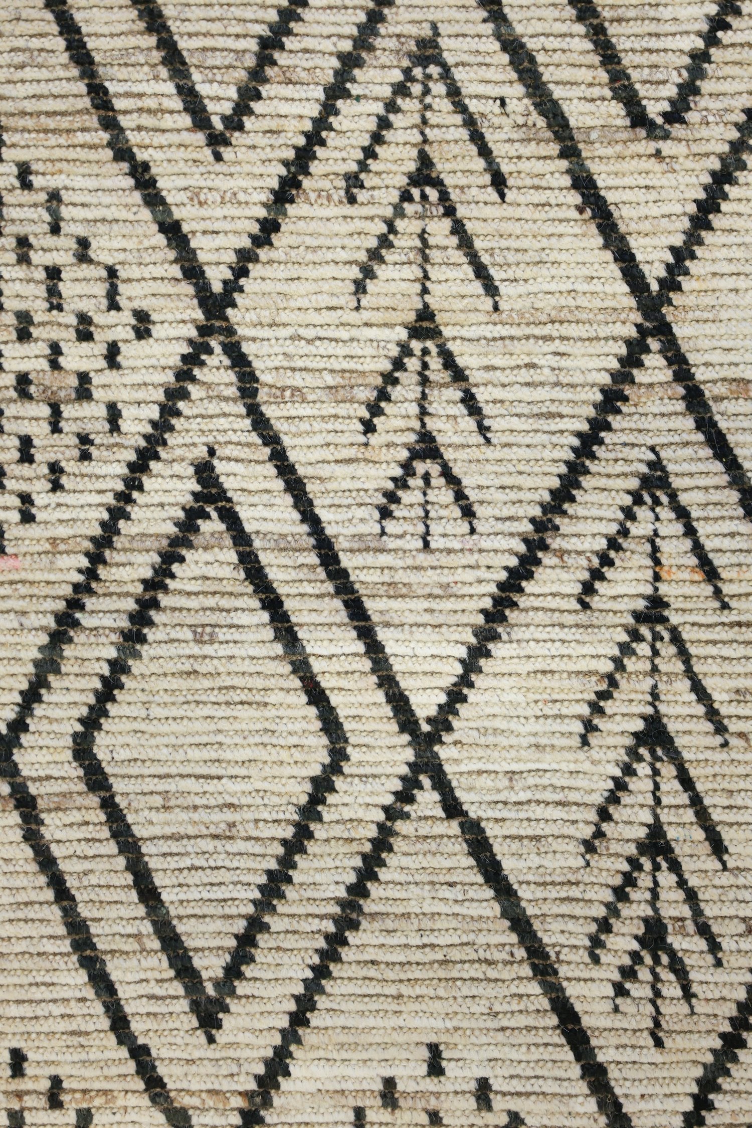 Moroccan Handwoven Tribal Rug, J75361