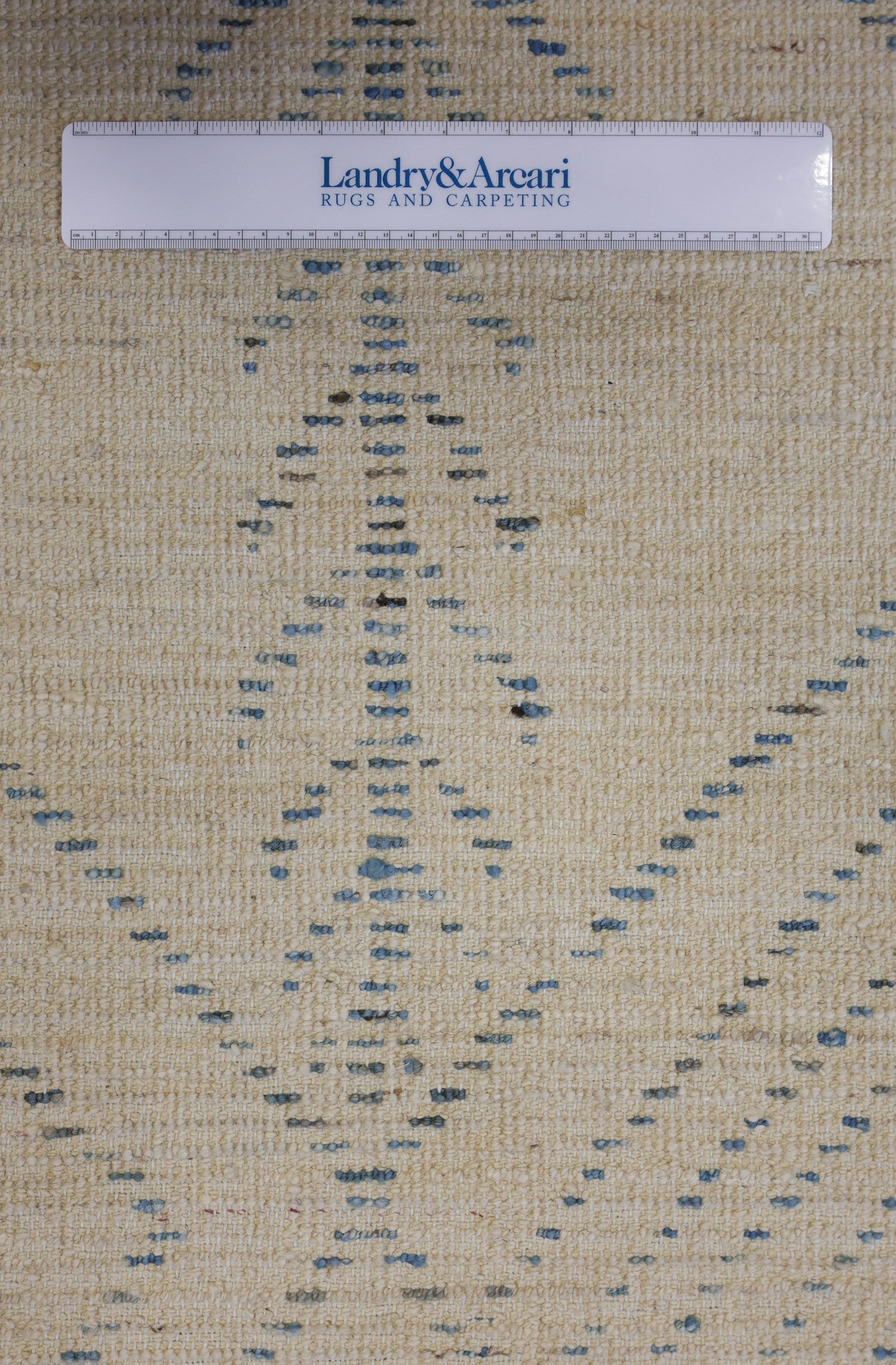 Moroccan Handwoven Tribal Rug, J75366