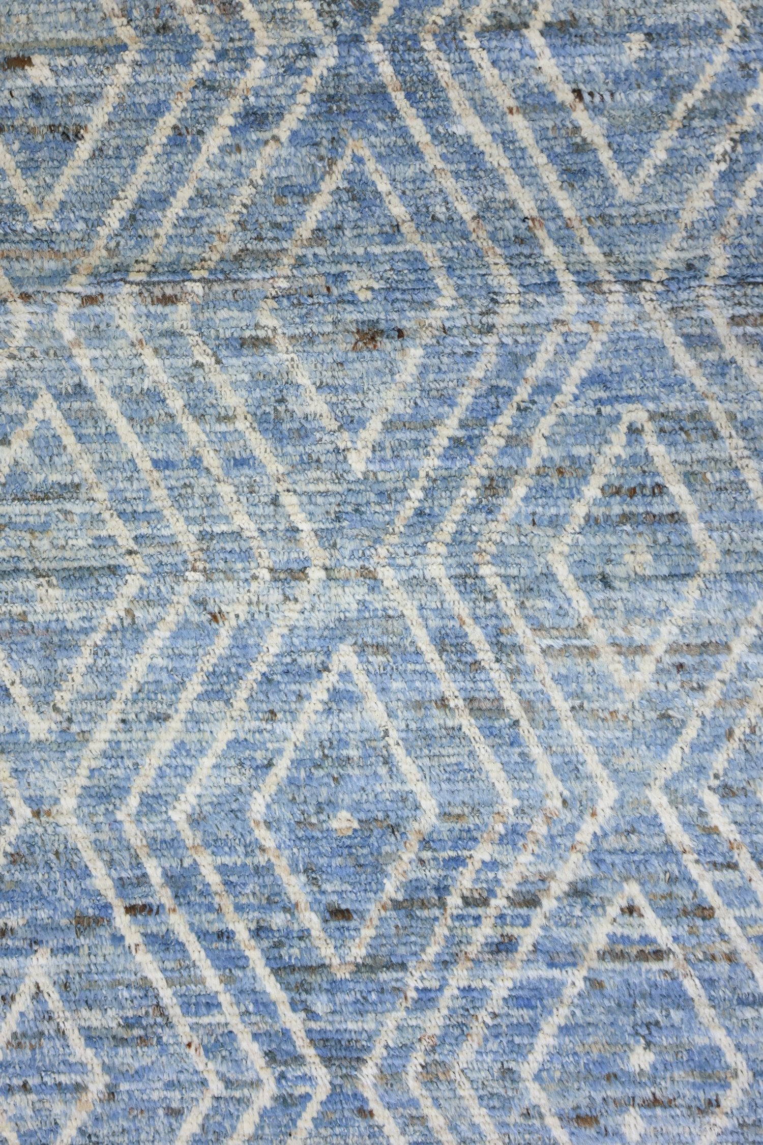 Moroccan Handwoven Tribal Rug, J75370