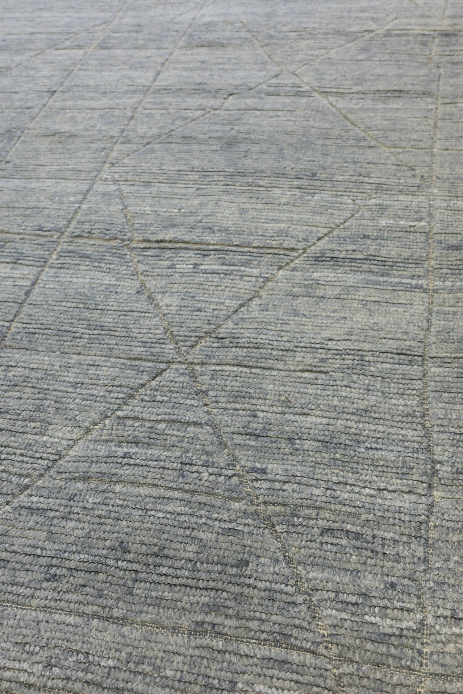 Moroccan Handwoven Tribal Rug, J78283
