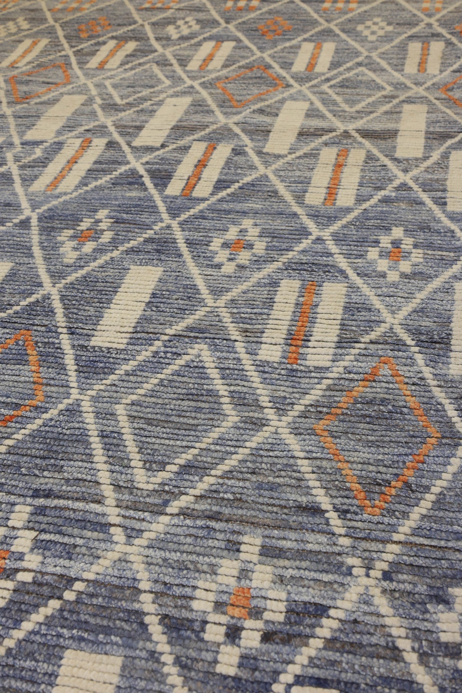 Moroccan Handwoven Tribal Rug, J78344