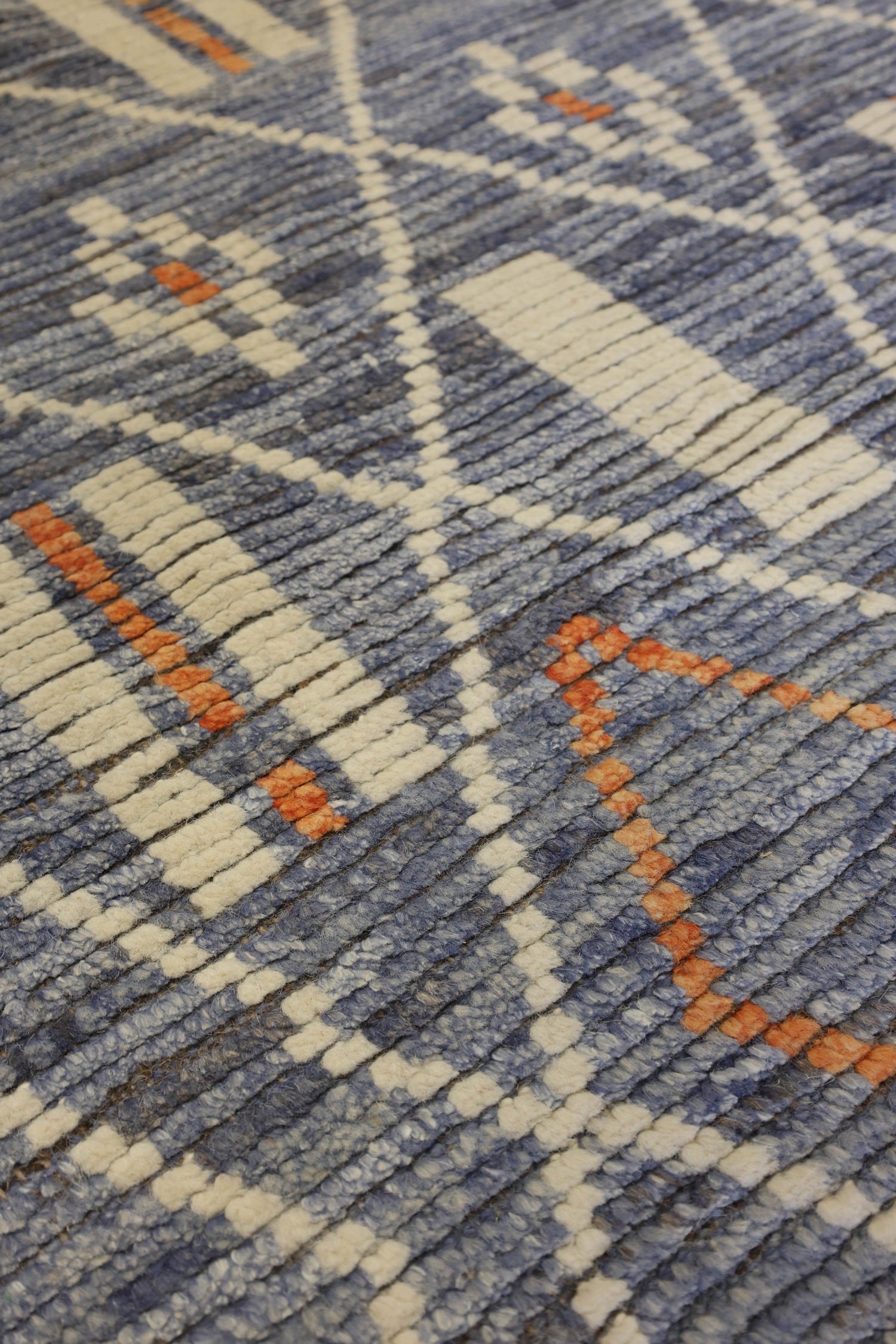 Moroccan Handwoven Tribal Rug, J78344