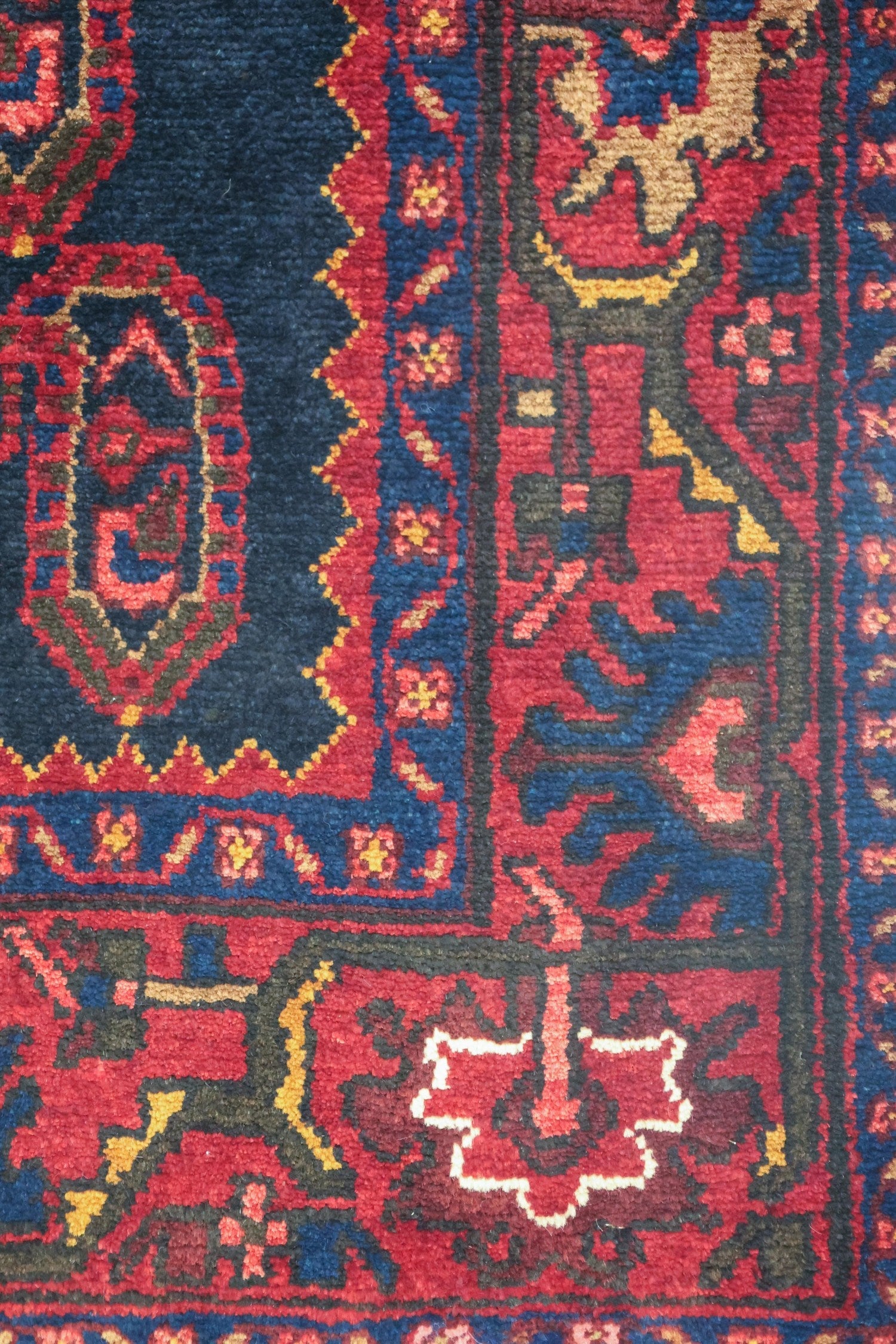 Vintage Mosoul Handwoven Tribal Rug, J75067