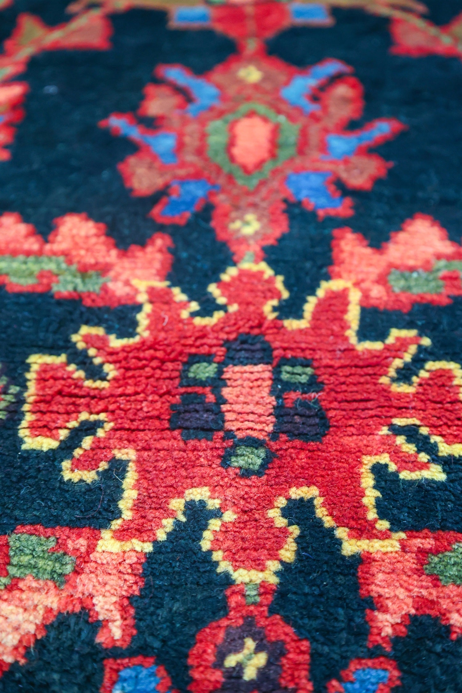 Vintage Mosoul Handwoven Tribal Rug, J75068