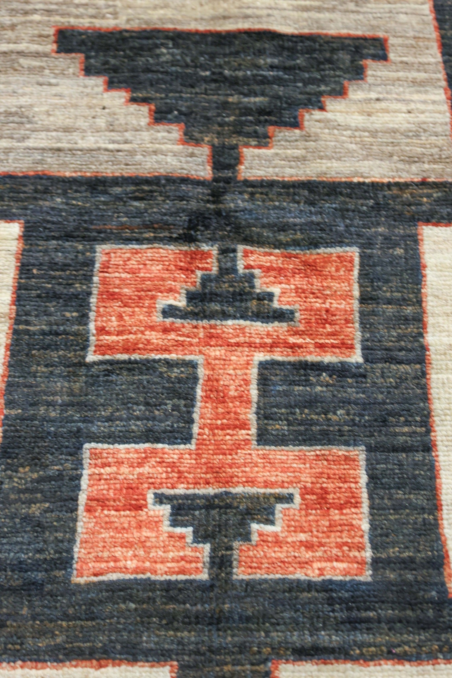 Navajo Handwoven Tribal Rug, J77018