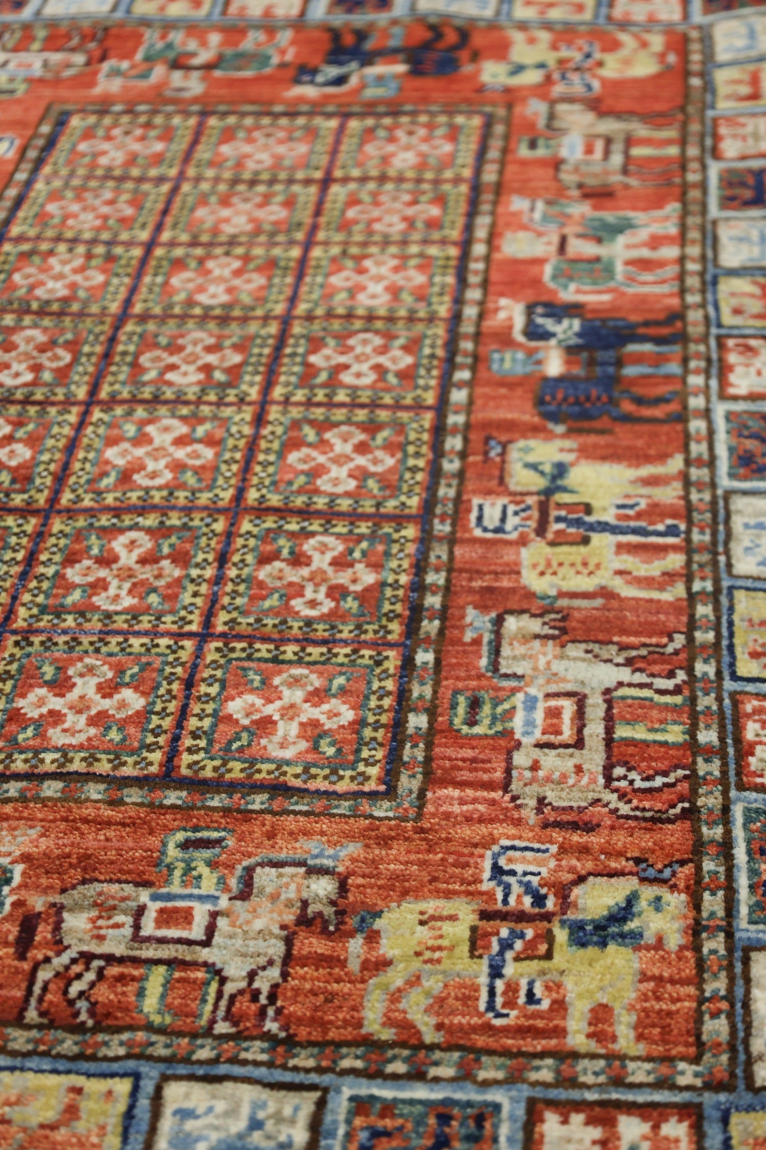 Pyzeryk Handwoven Tribal Rug, J75341