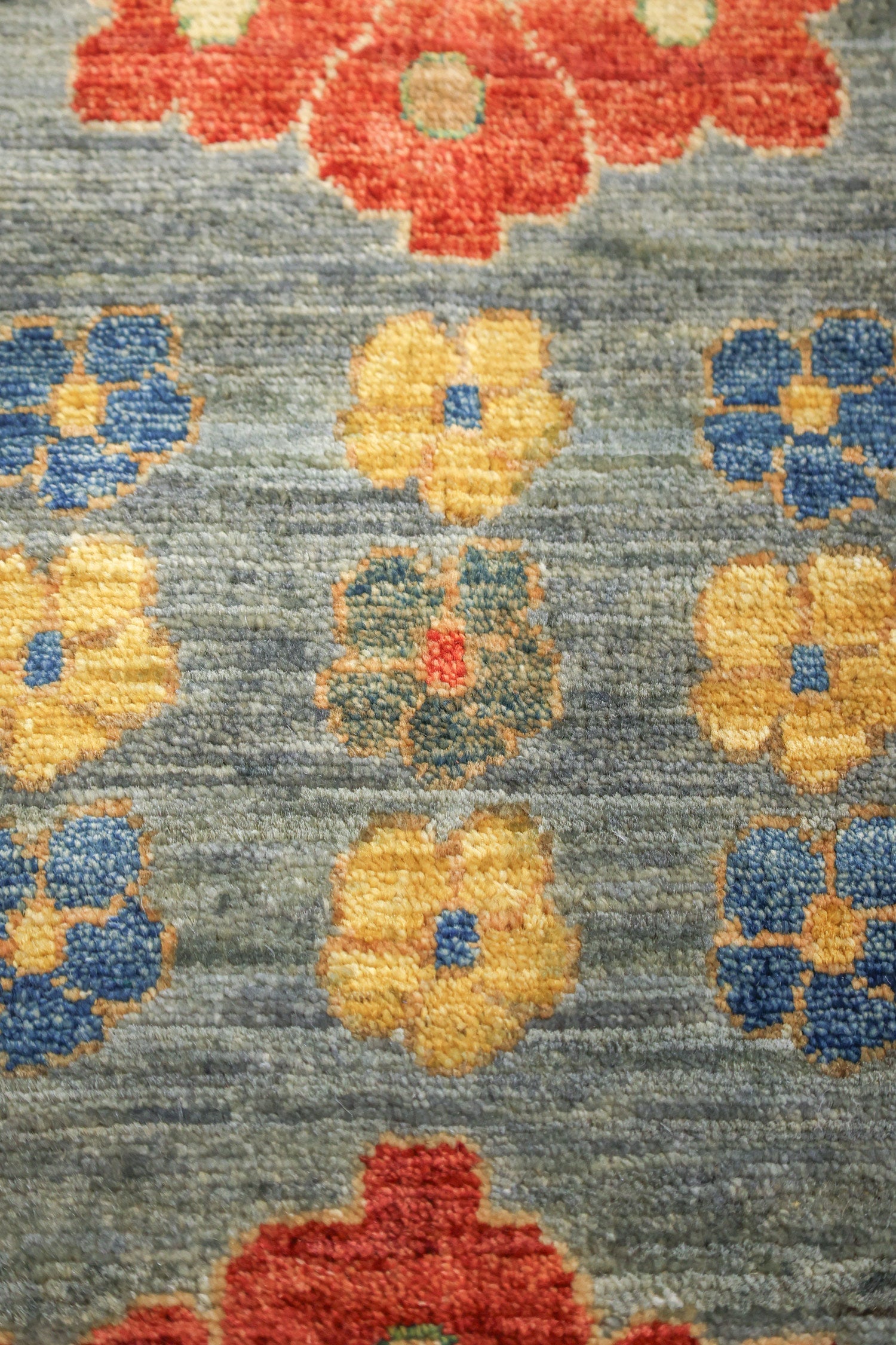 Reza Handwoven Tribal Rug, J76937