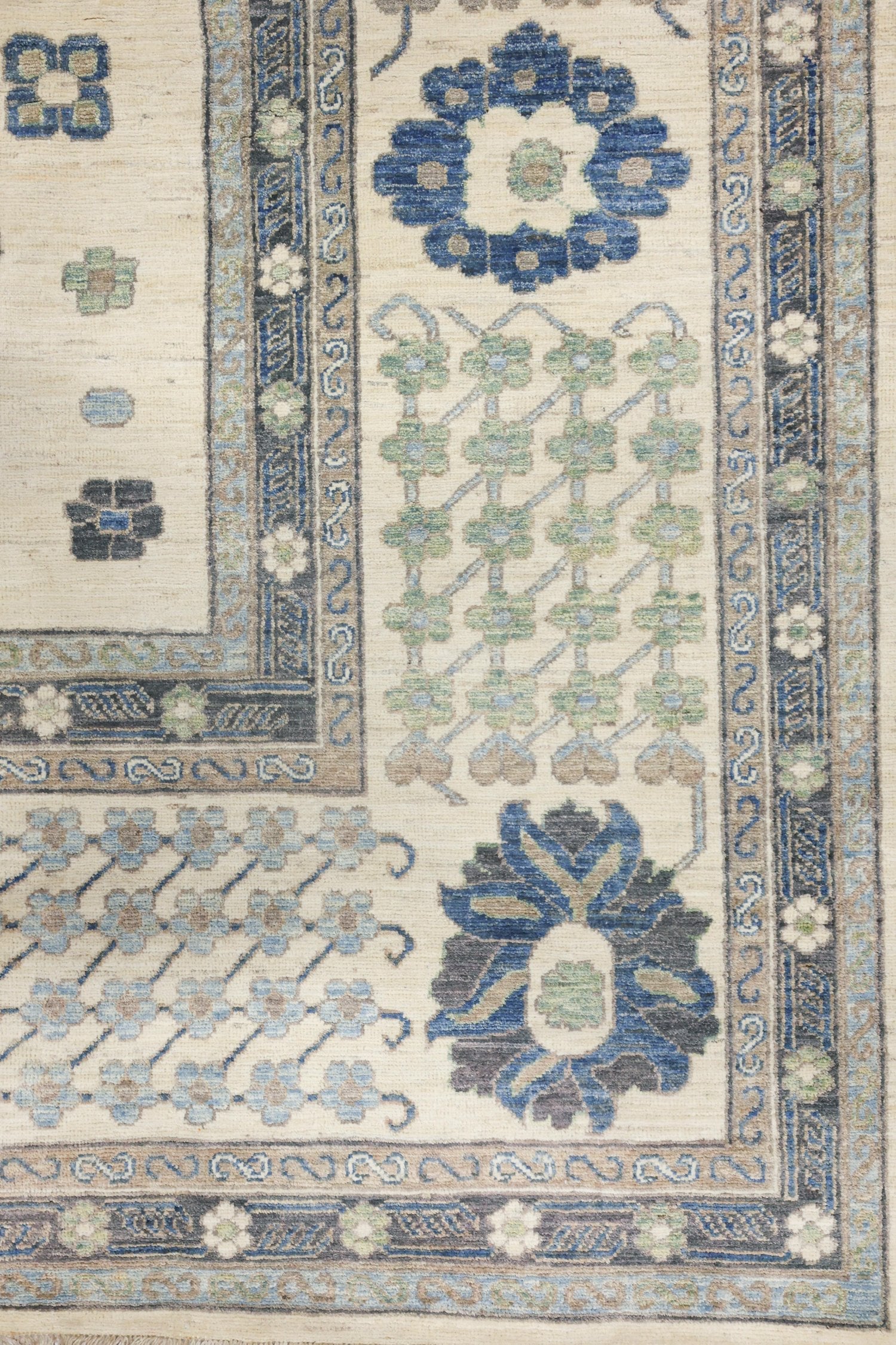 Sauj Balaugh Handwoven Tribal Rug, J75327