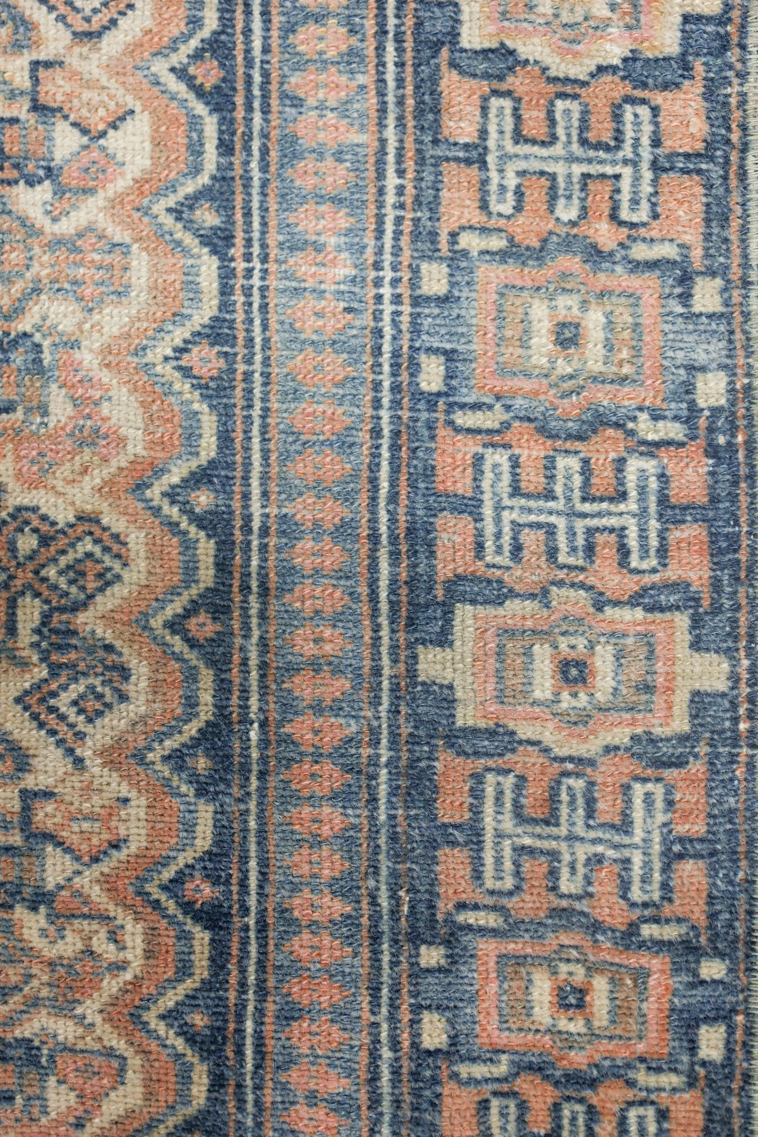 Vintage Senneh Handwoven Tribal Rug, J73341