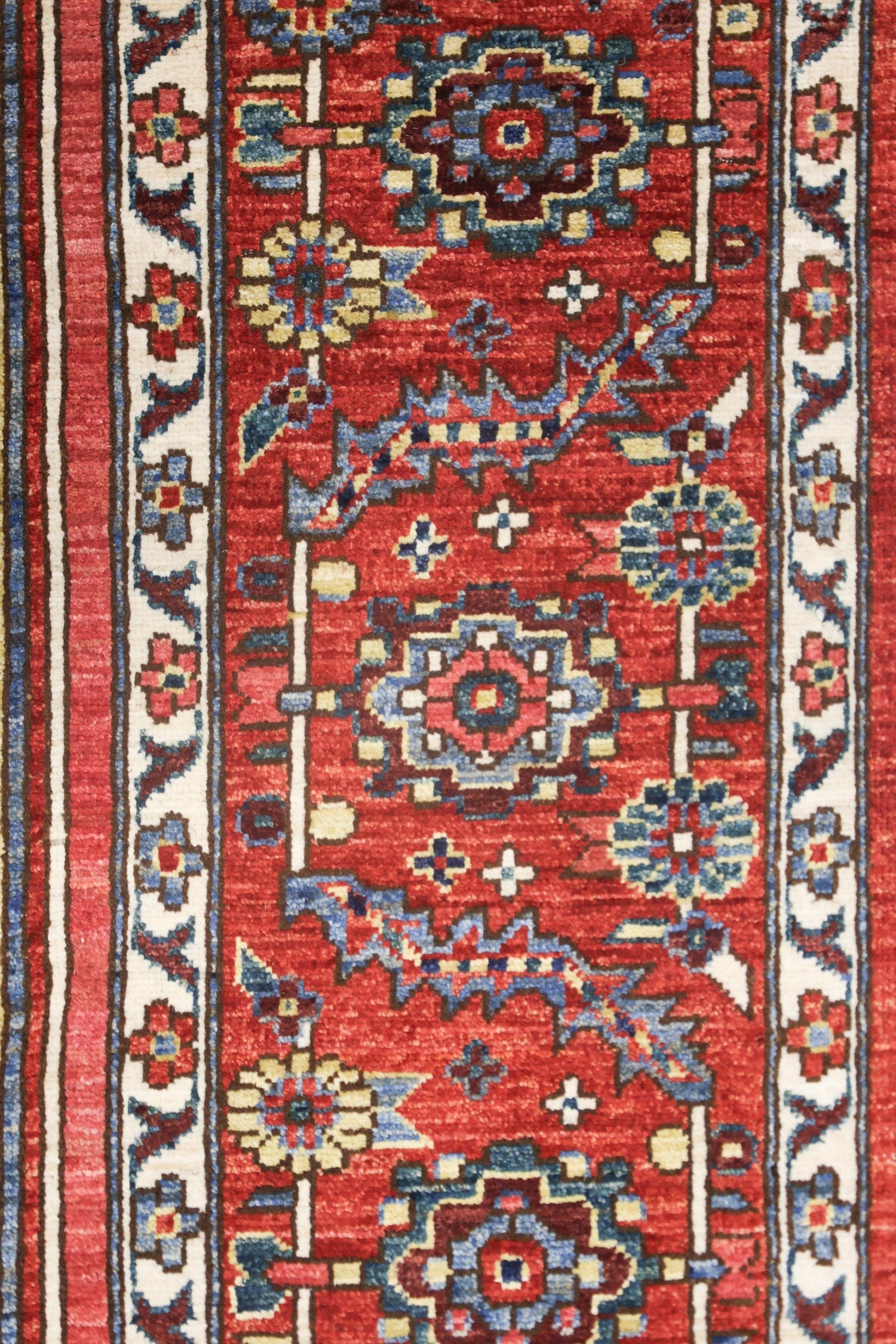 Serapi Handwoven Tribal Rug, J75323