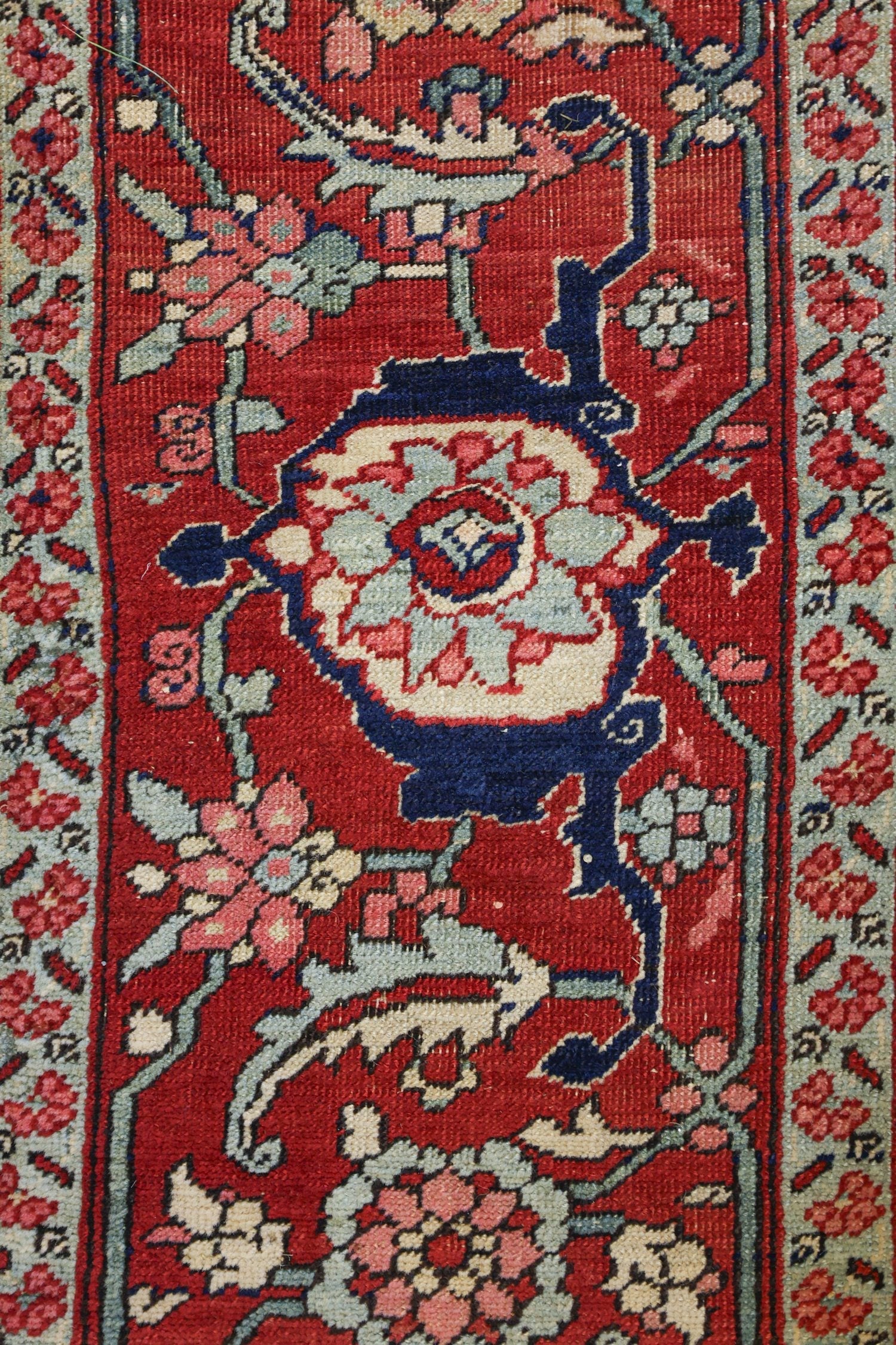 Antique Serapi Handwoven Tribal Rug, J75381