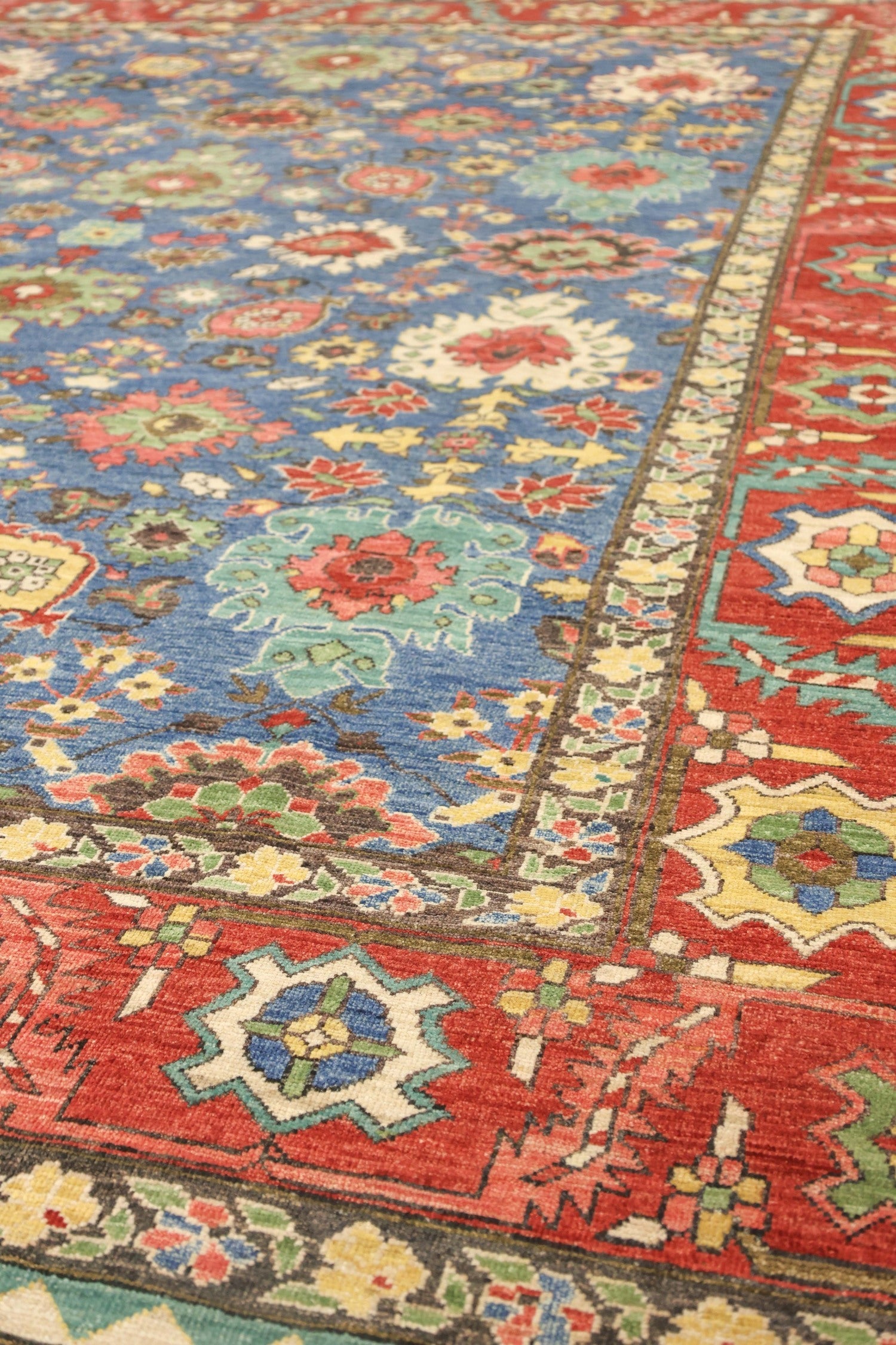 Serapi Handwoven Tribal Rug, J76973