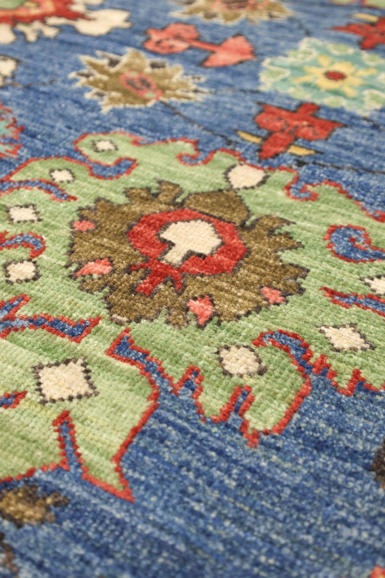 Serapi Handwoven Tribal Rug, J76973