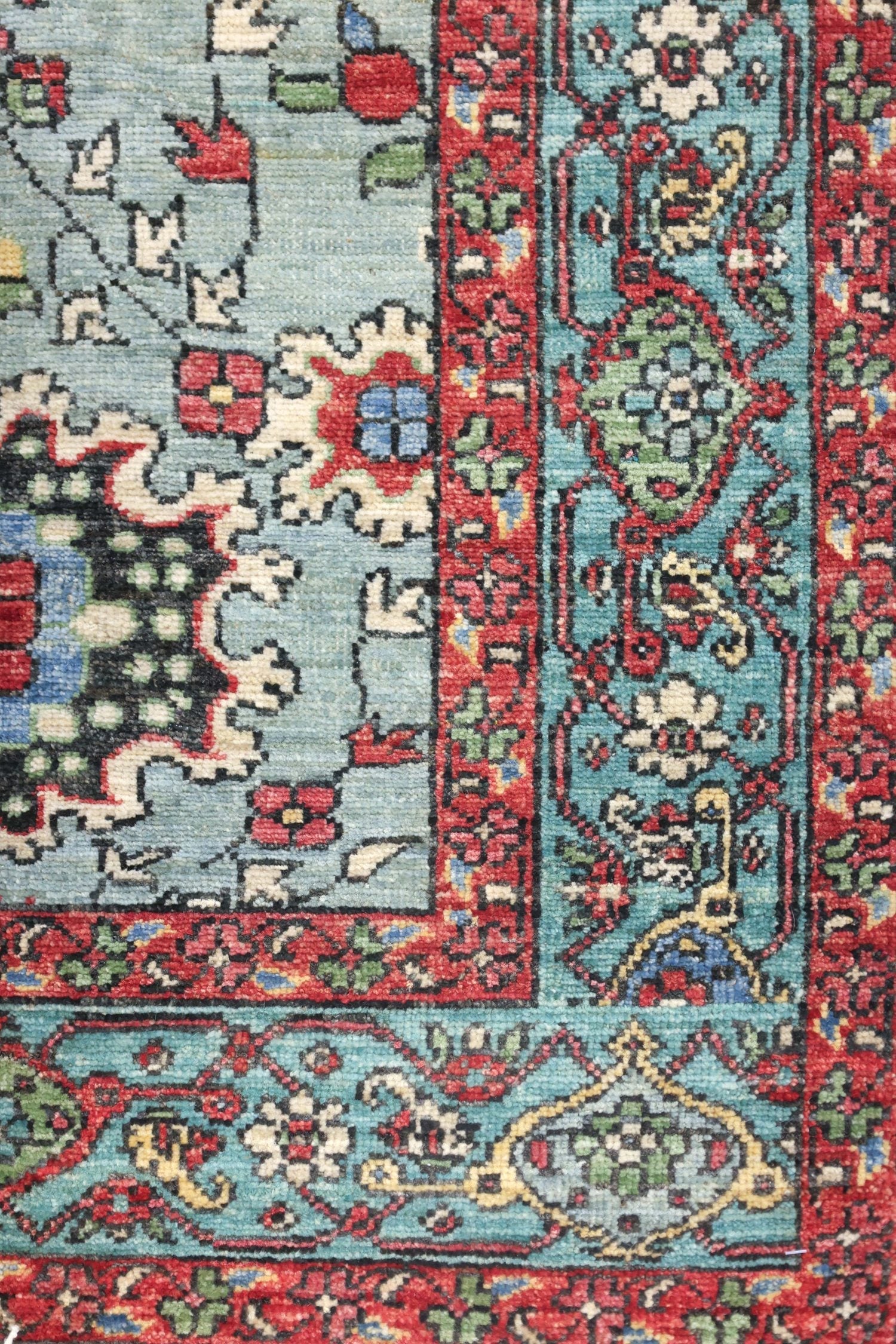 Serapi Handwoven Tribal Rug, J76987