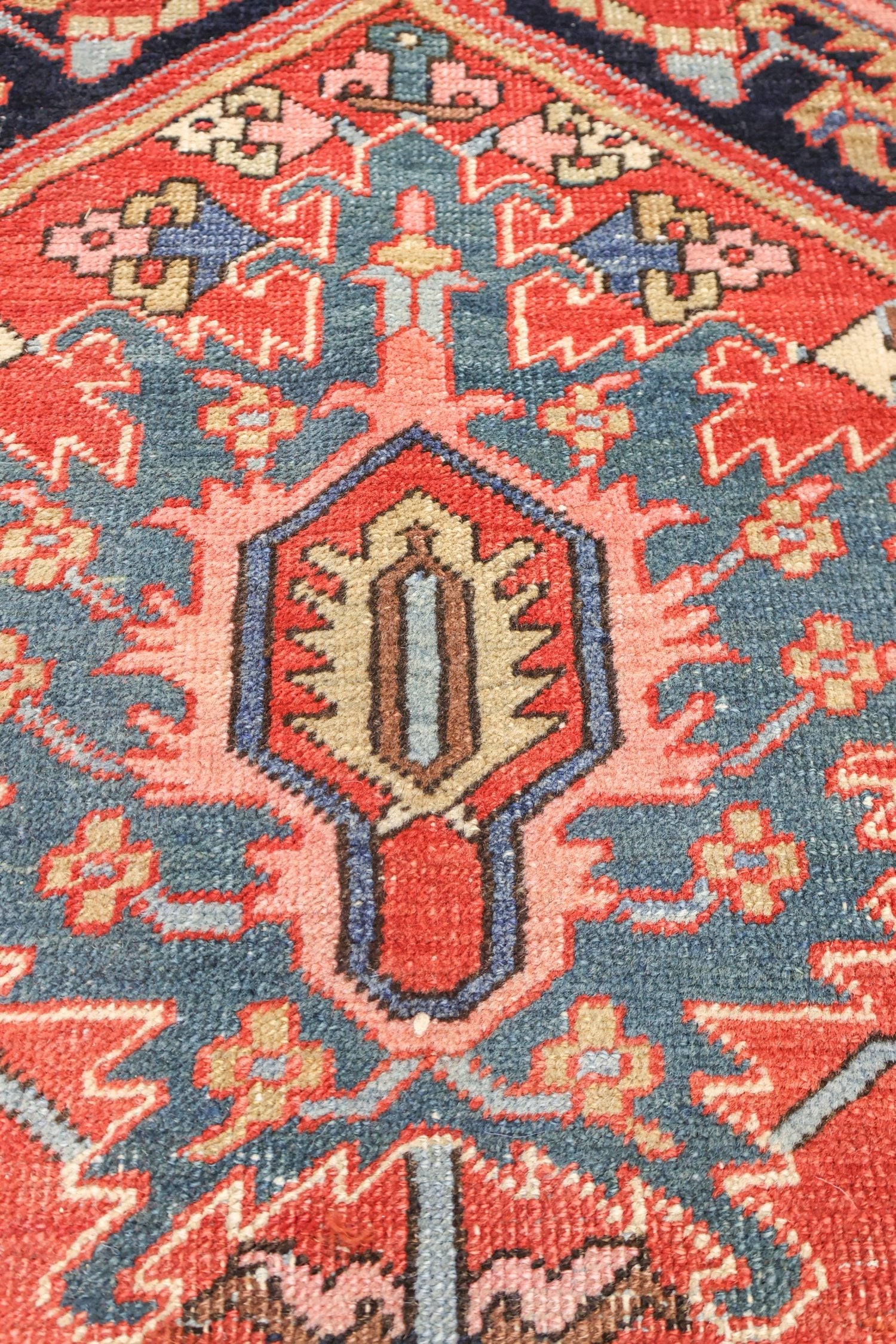 Antique Serapi Handwoven Tribal Rug, JF8731