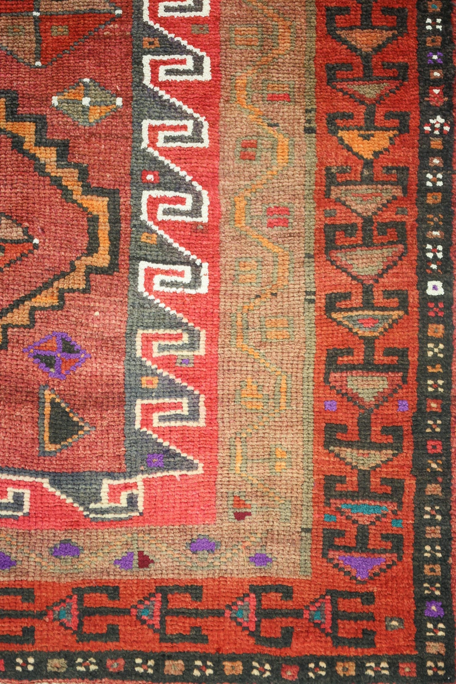 Vintage Shiraz Handwoven Tribal Rug, J75049