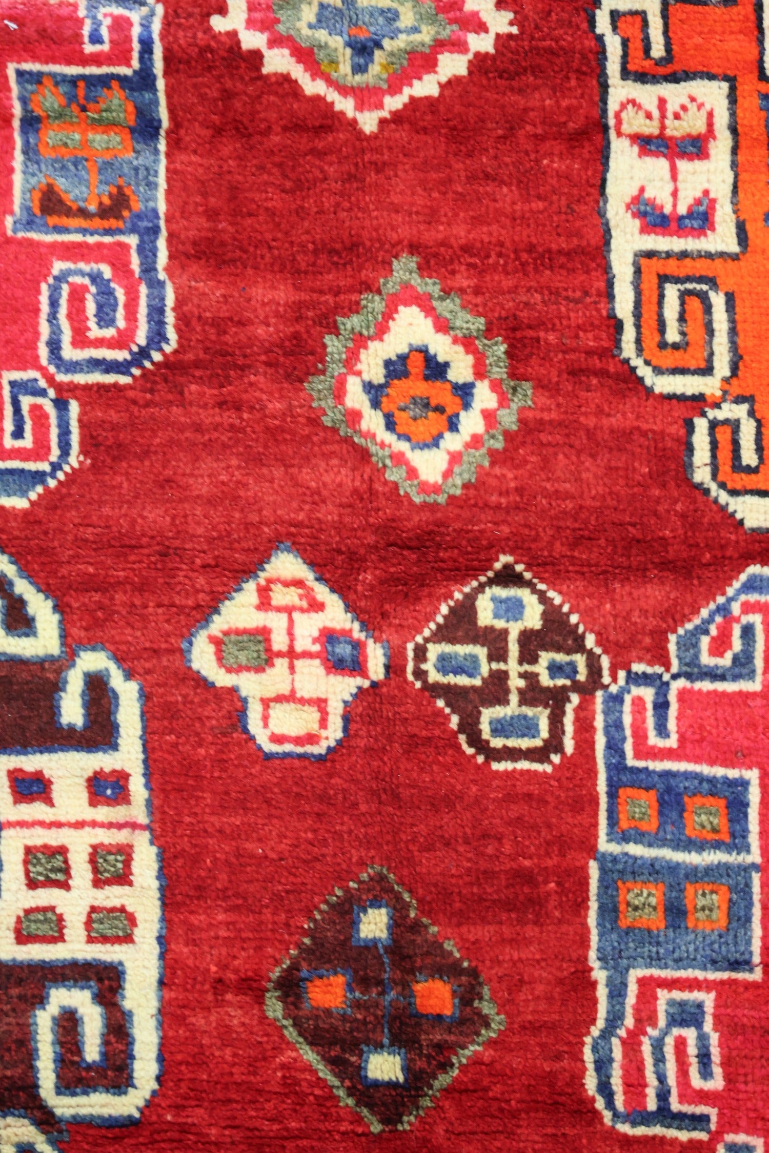 Vintage Shiraz Handwoven Tribal Rug, J75066