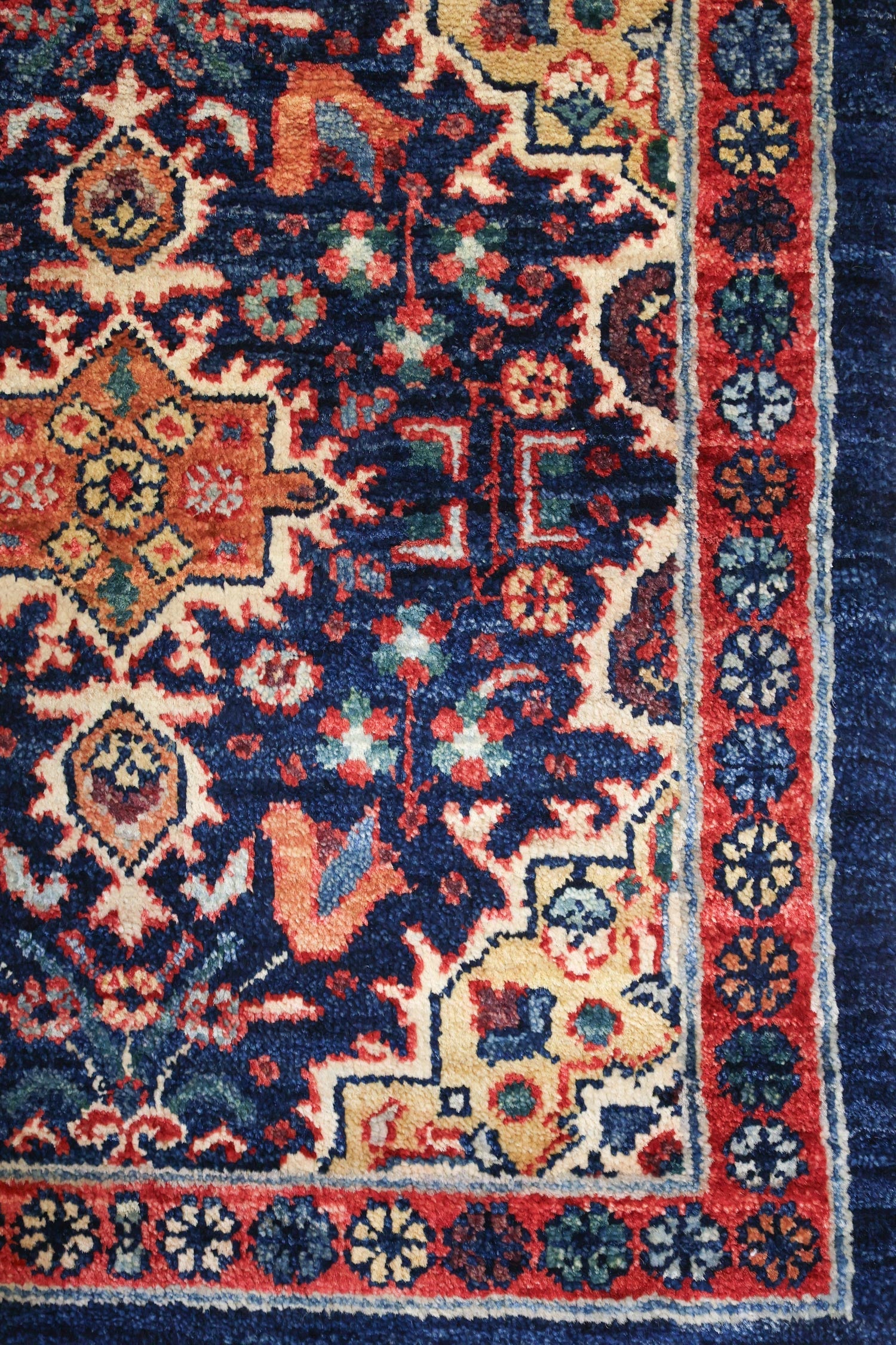 Shiraz Handwoven Tribal Rug, J76931