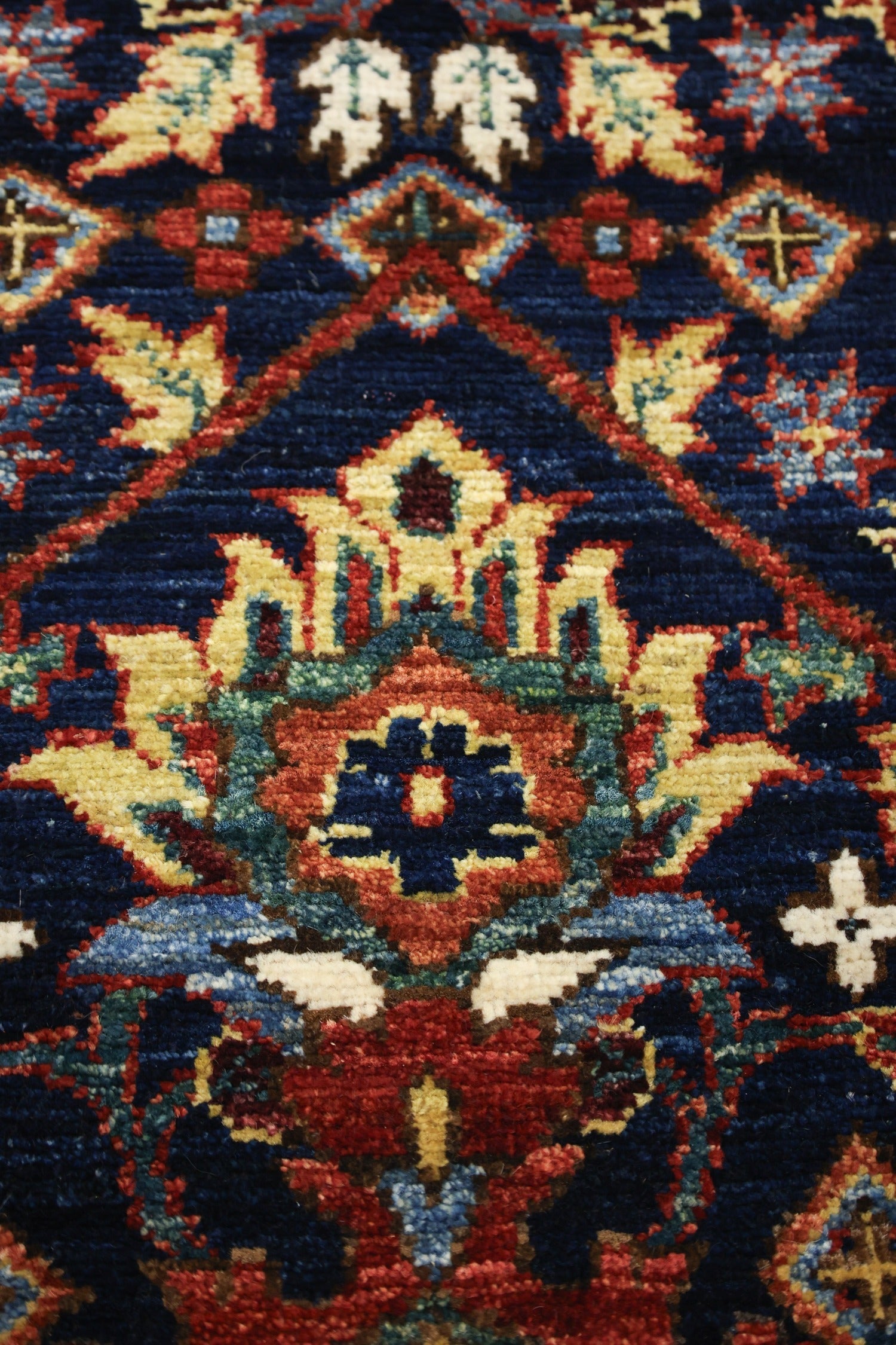 Tabriz Handwoven Tribal Rug, J76819