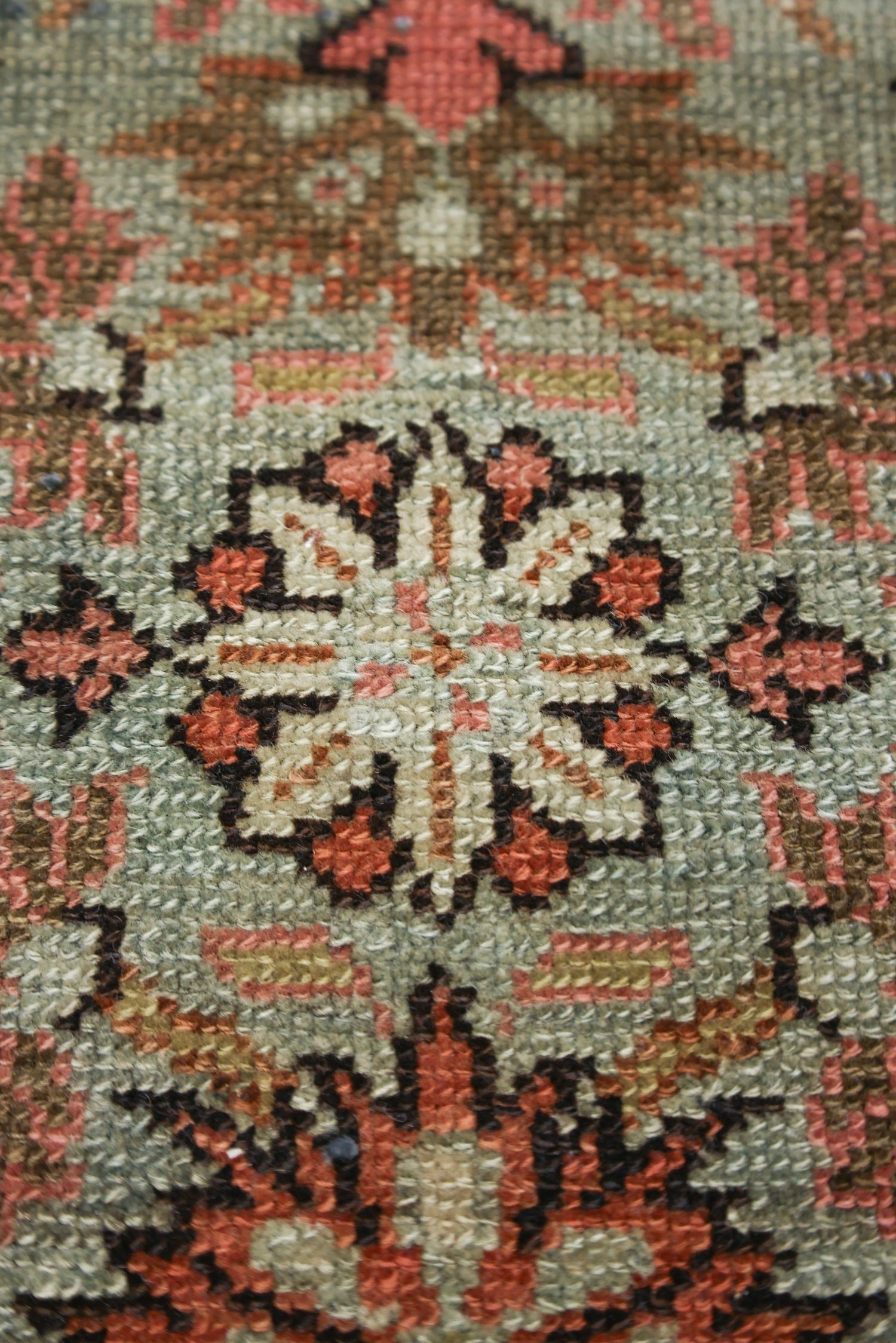 Vintage Tafresh Handwoven Tribal Rug, 72983