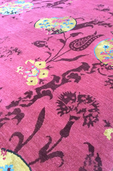 Pomegranate Handwoven Transitional Rug, J41385