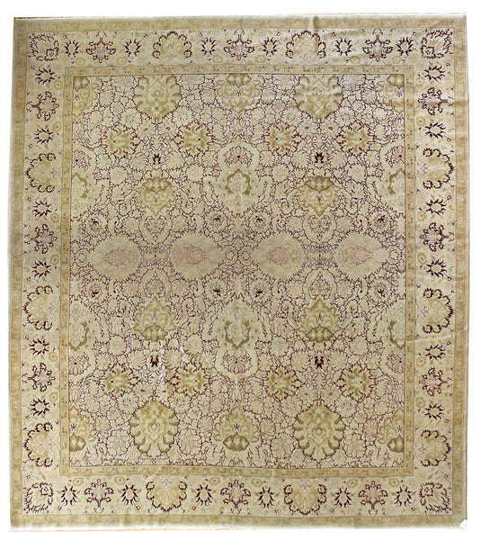 Agra Handwoven Traditional Rug