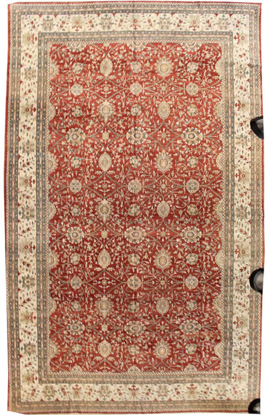 Agra Handwoven Traditional Rug