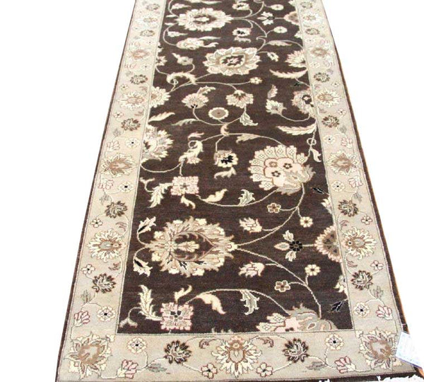 Agra Handwoven Traditional Rug