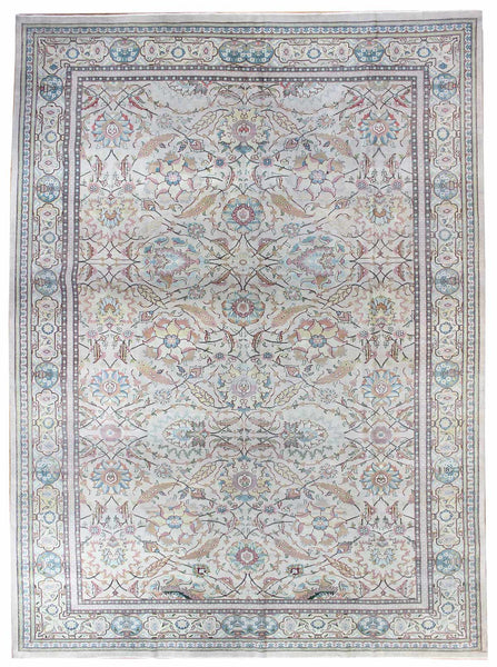 Agra Handwoven Traditional Rug J47483: ivory floral design, intricate border.
