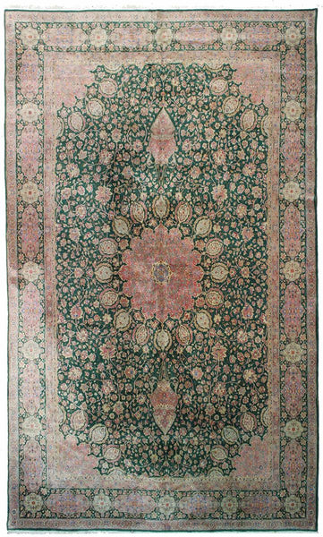 Antique Kerman Handwoven Traditional Rug